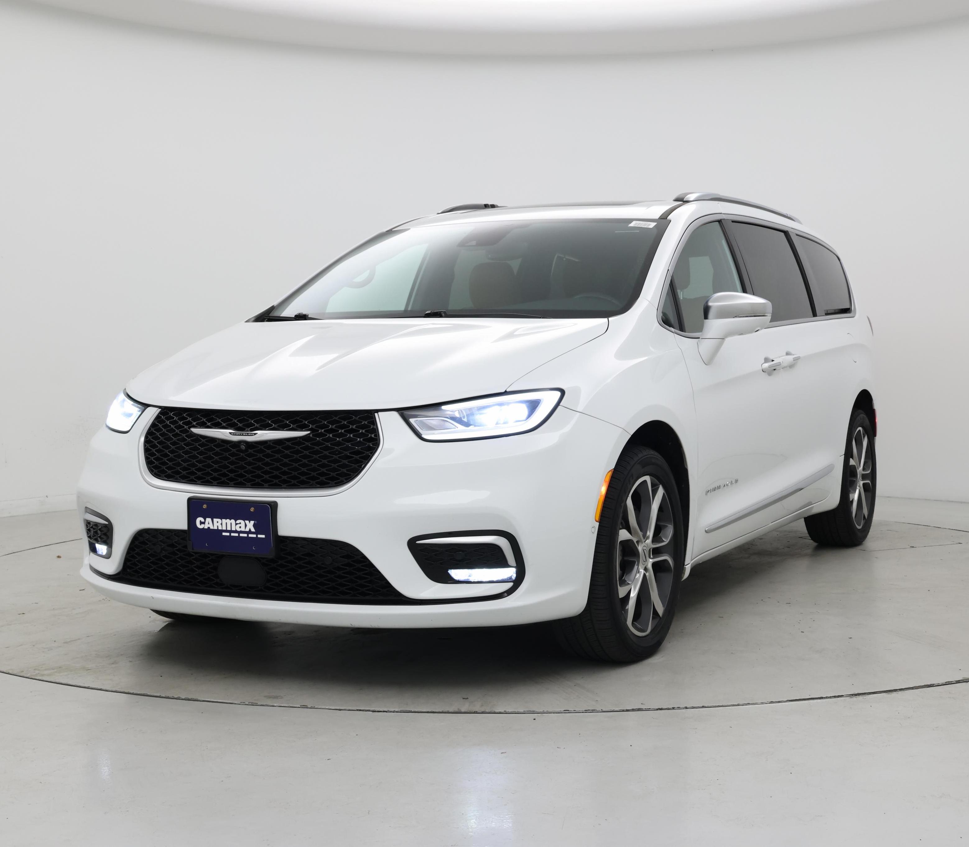 Thumbnail: 2021 Chrysler Pacifica - 4