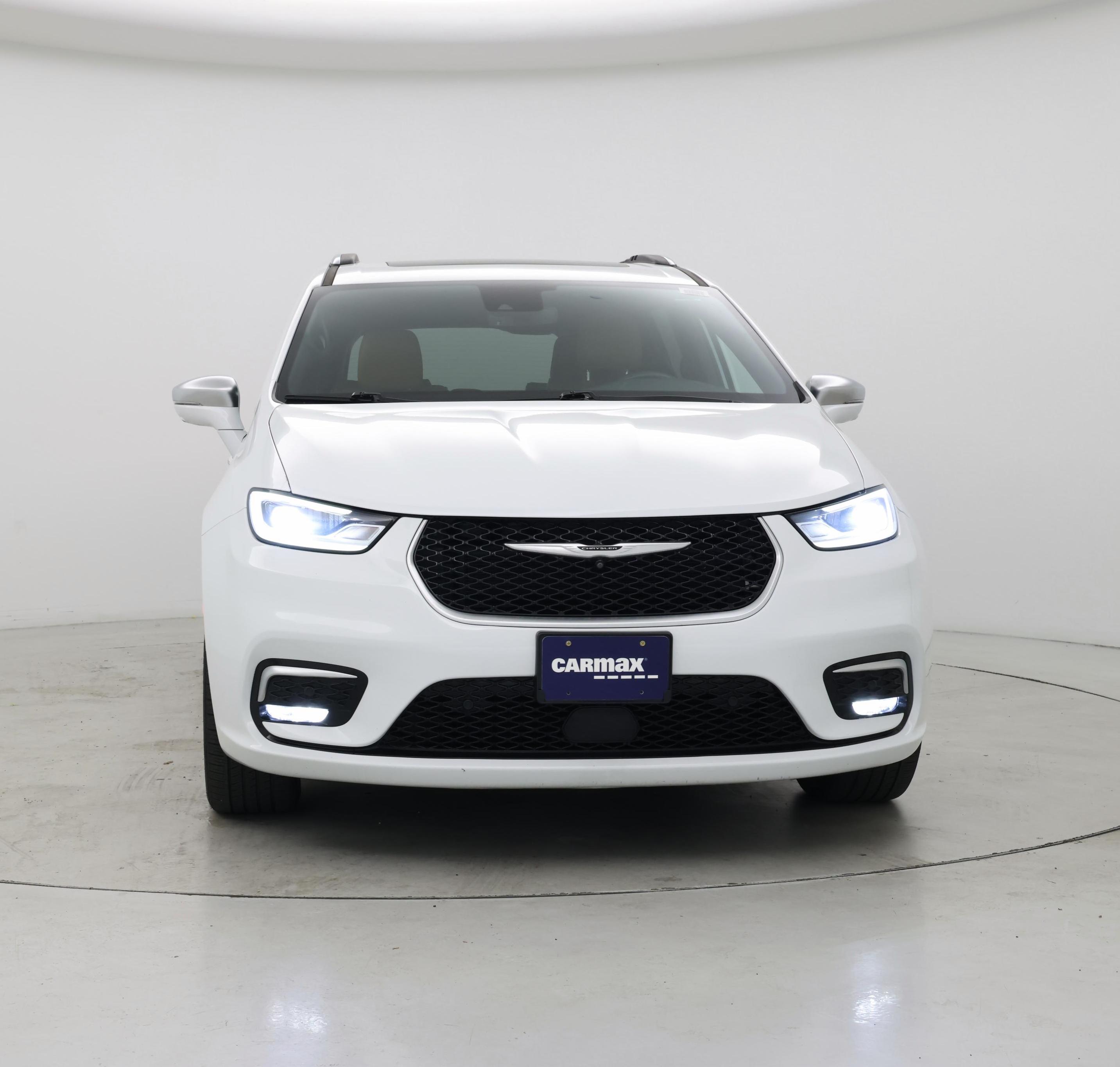 Thumbnail: 2021 Chrysler Pacifica - 5