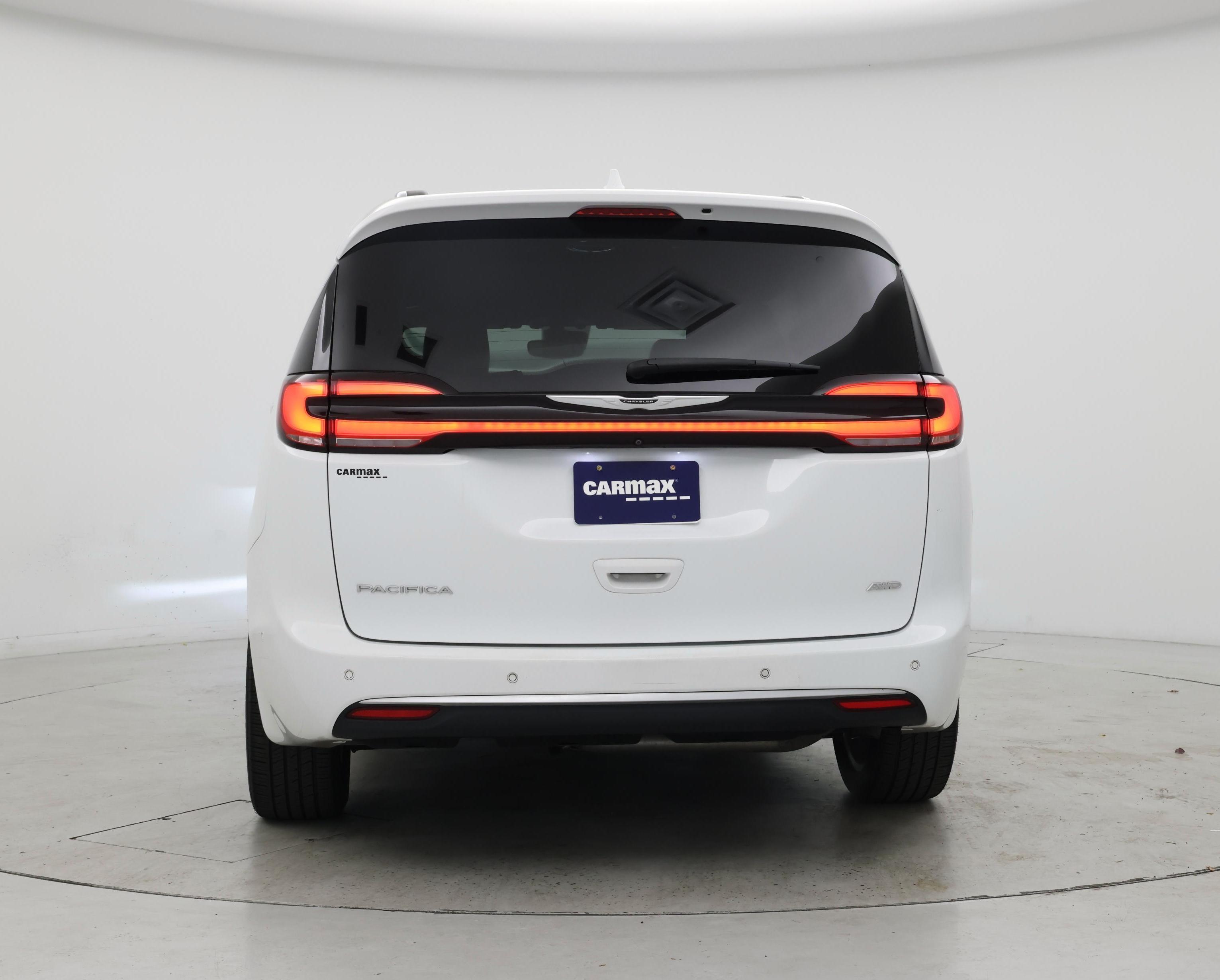 Thumbnail: 2021 Chrysler Pacifica - 6