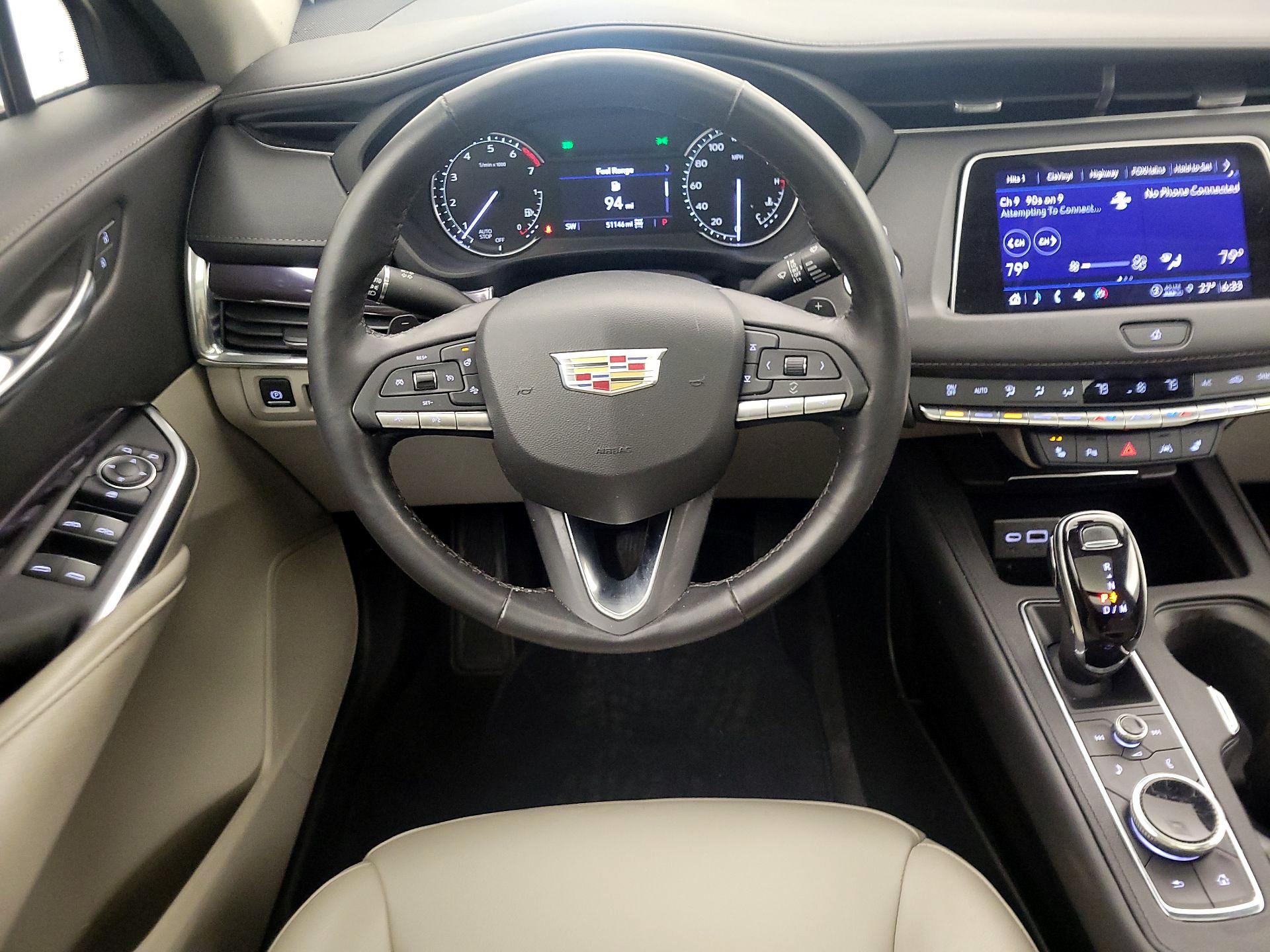 Thumbnail: 2022 Cadillac XT4 - 10