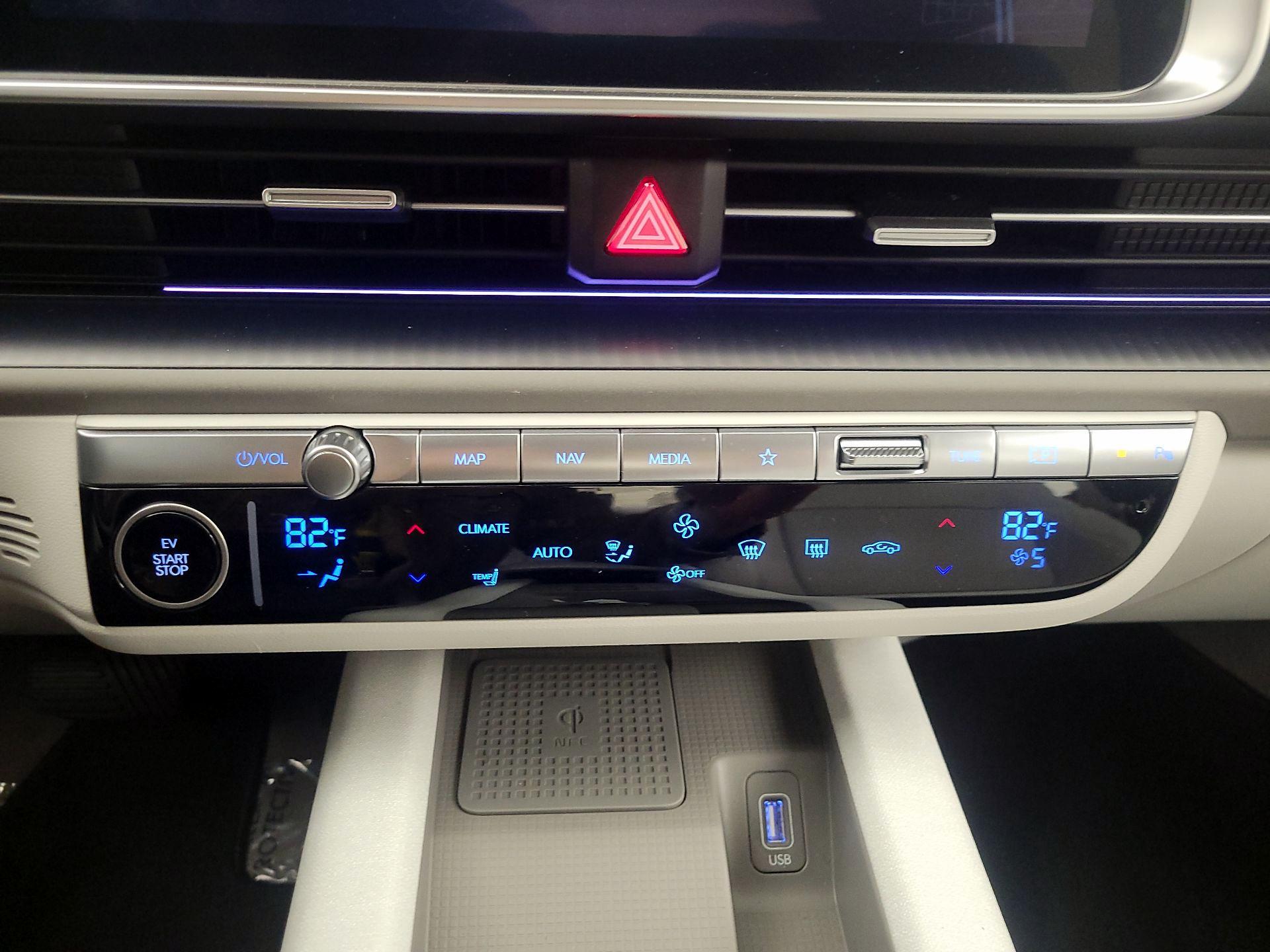 Thumbnail: 2024 Hyundai Ioniq 6 - 17