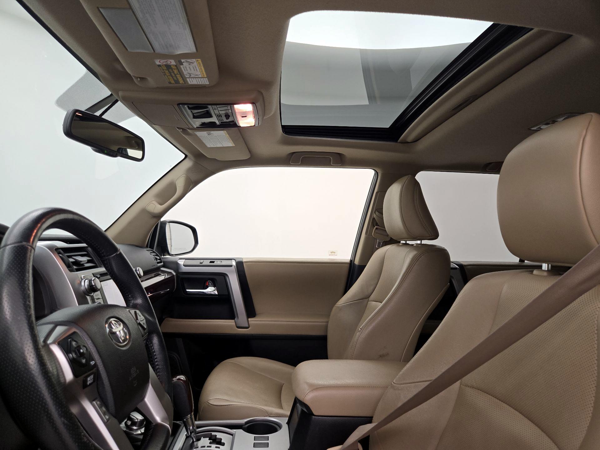 Thumbnail: 2016 Toyota 4Runner - 20