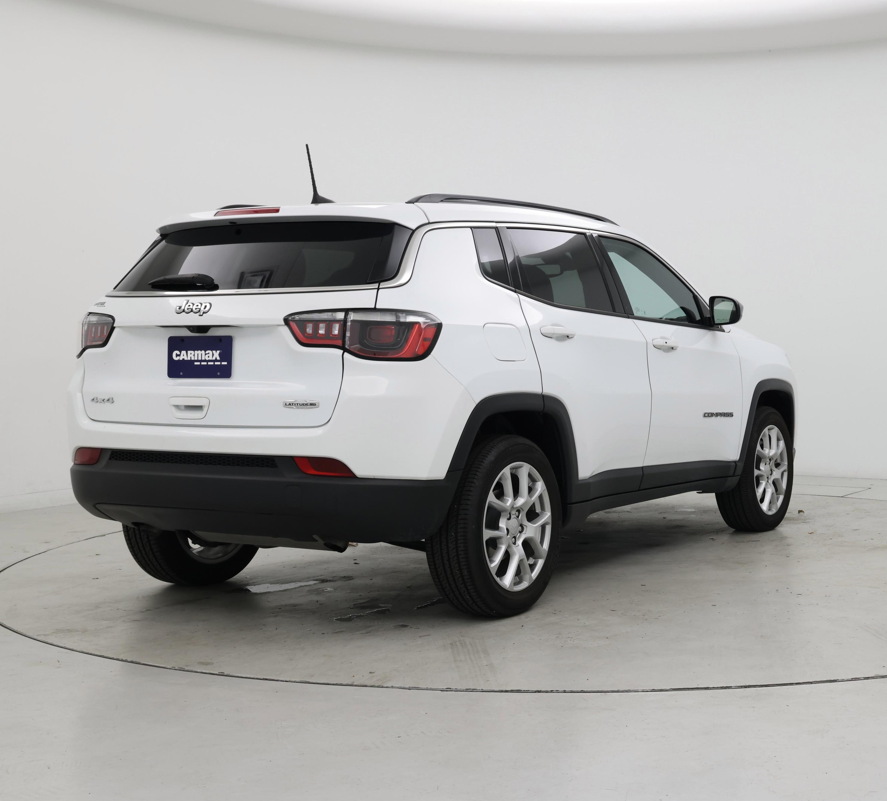Thumbnail: 2023 Jeep Compass - 8
