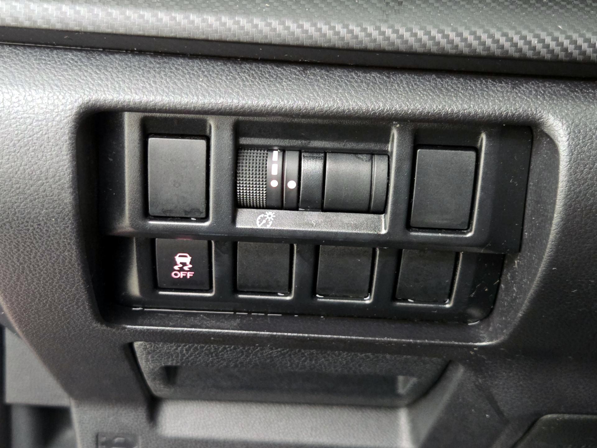 Thumbnail: 2017 Subaru Impreza - 13