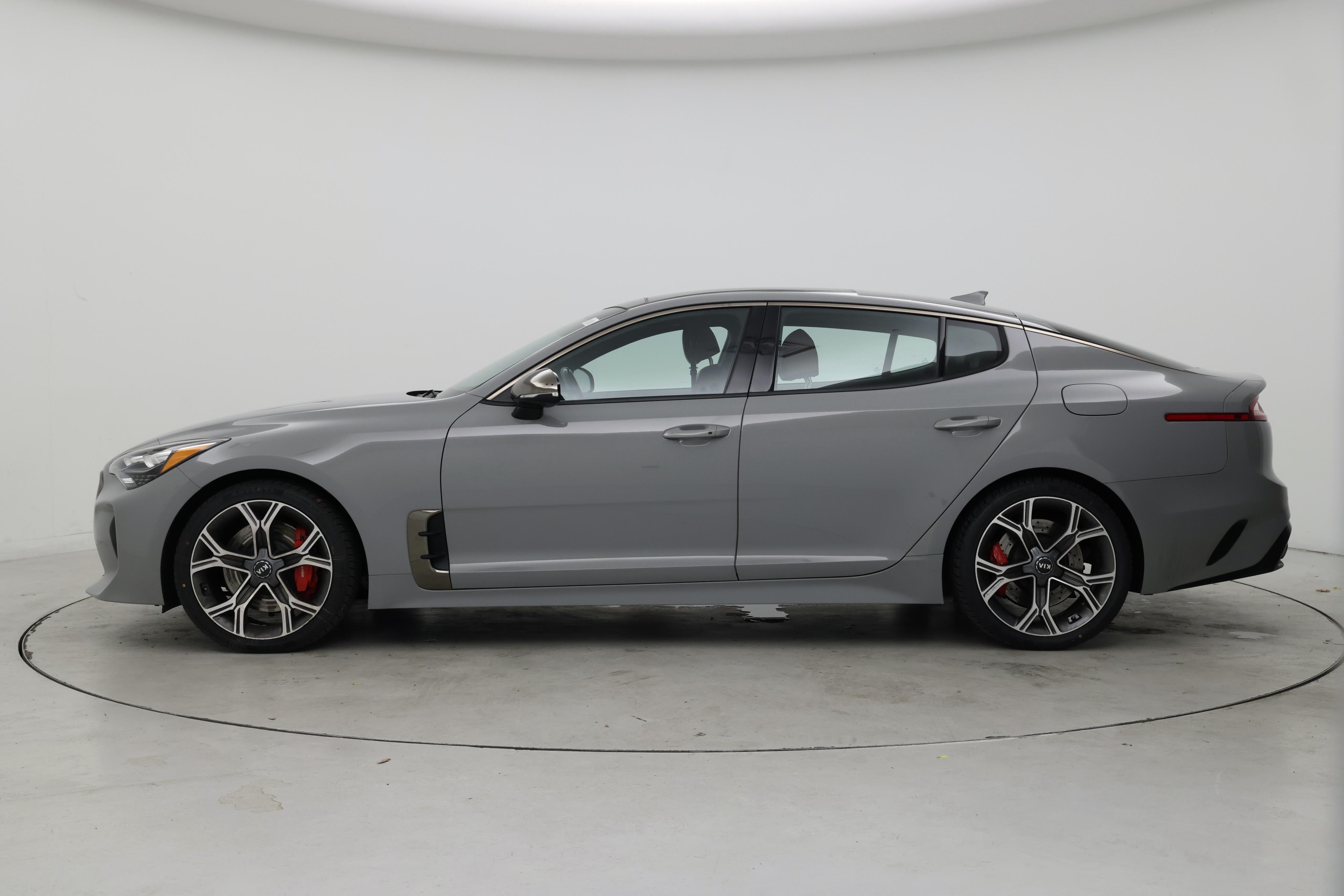 Thumbnail: 2021 Kia Stinger - 3
