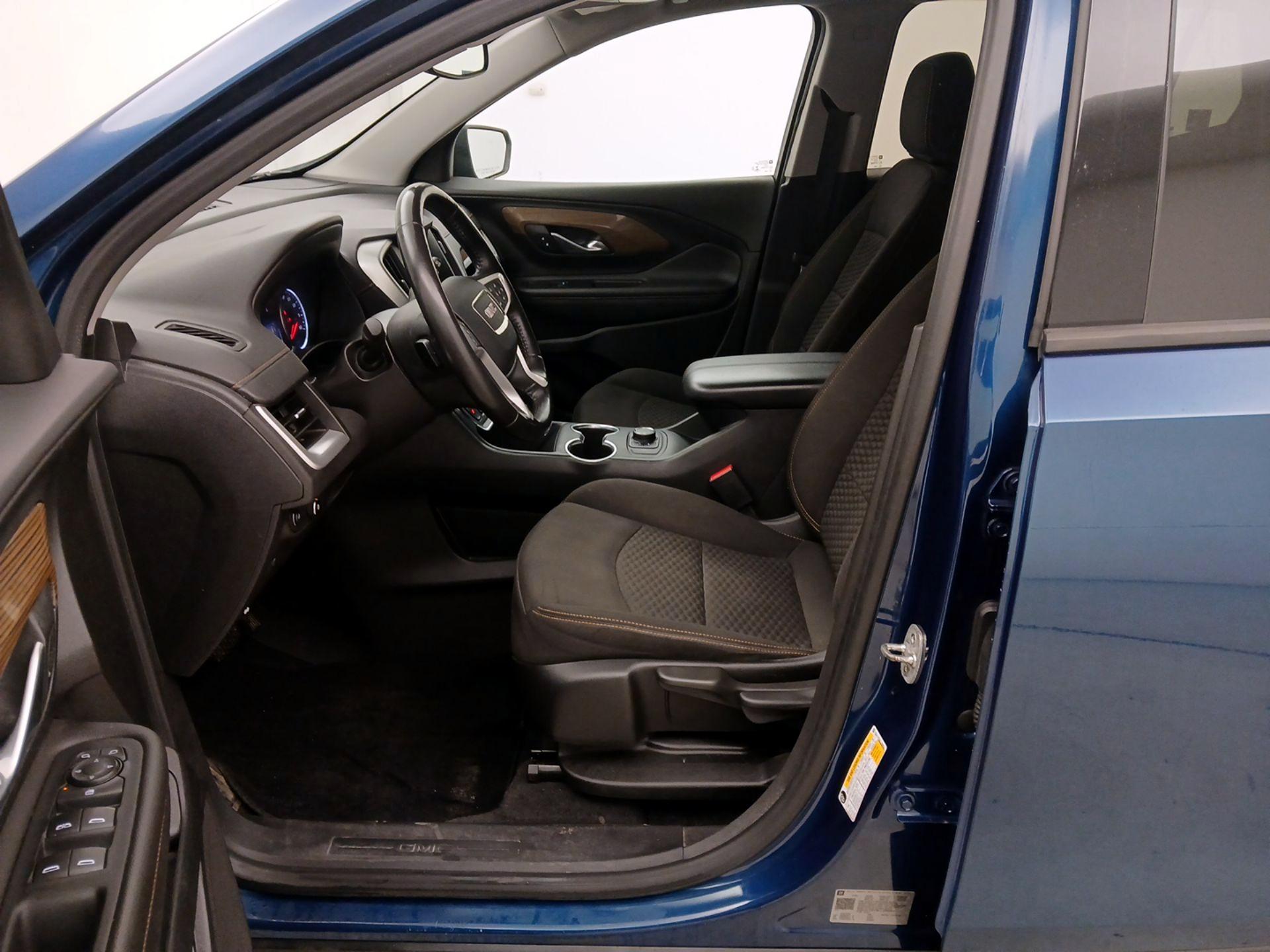 Thumbnail: 2020 GMC Terrain - 11