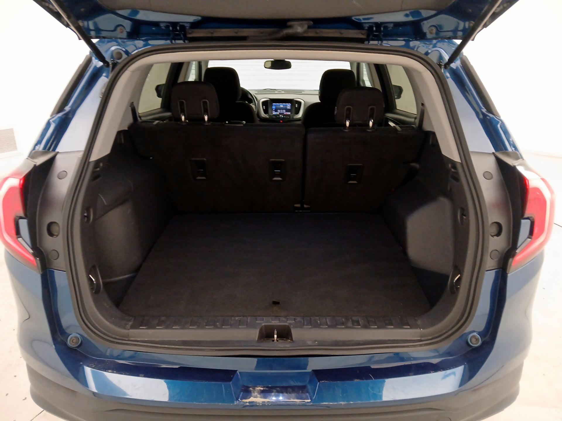 Thumbnail: 2020 GMC Terrain - 20