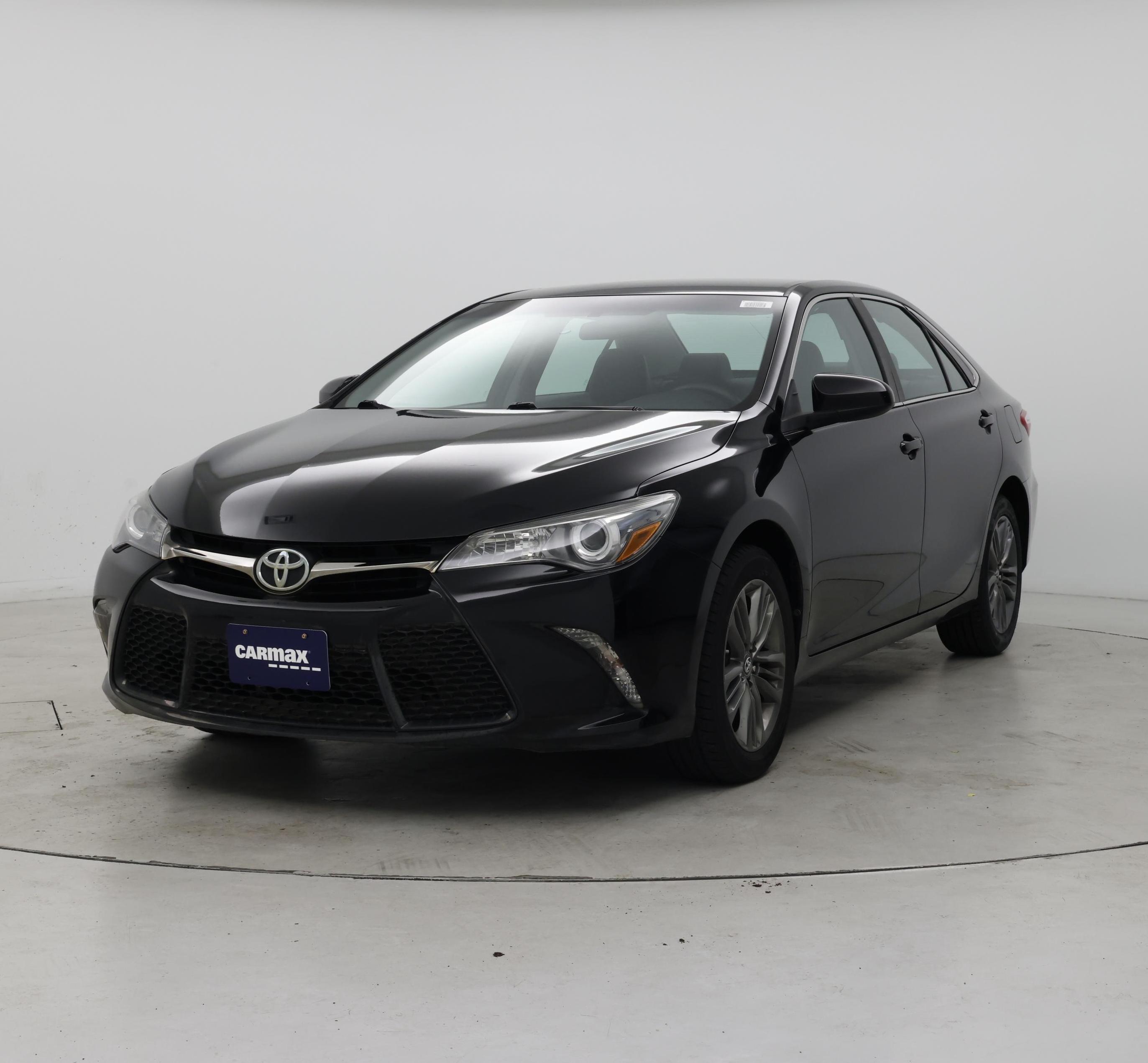 Thumbnail: 2017 Toyota Camry - 4