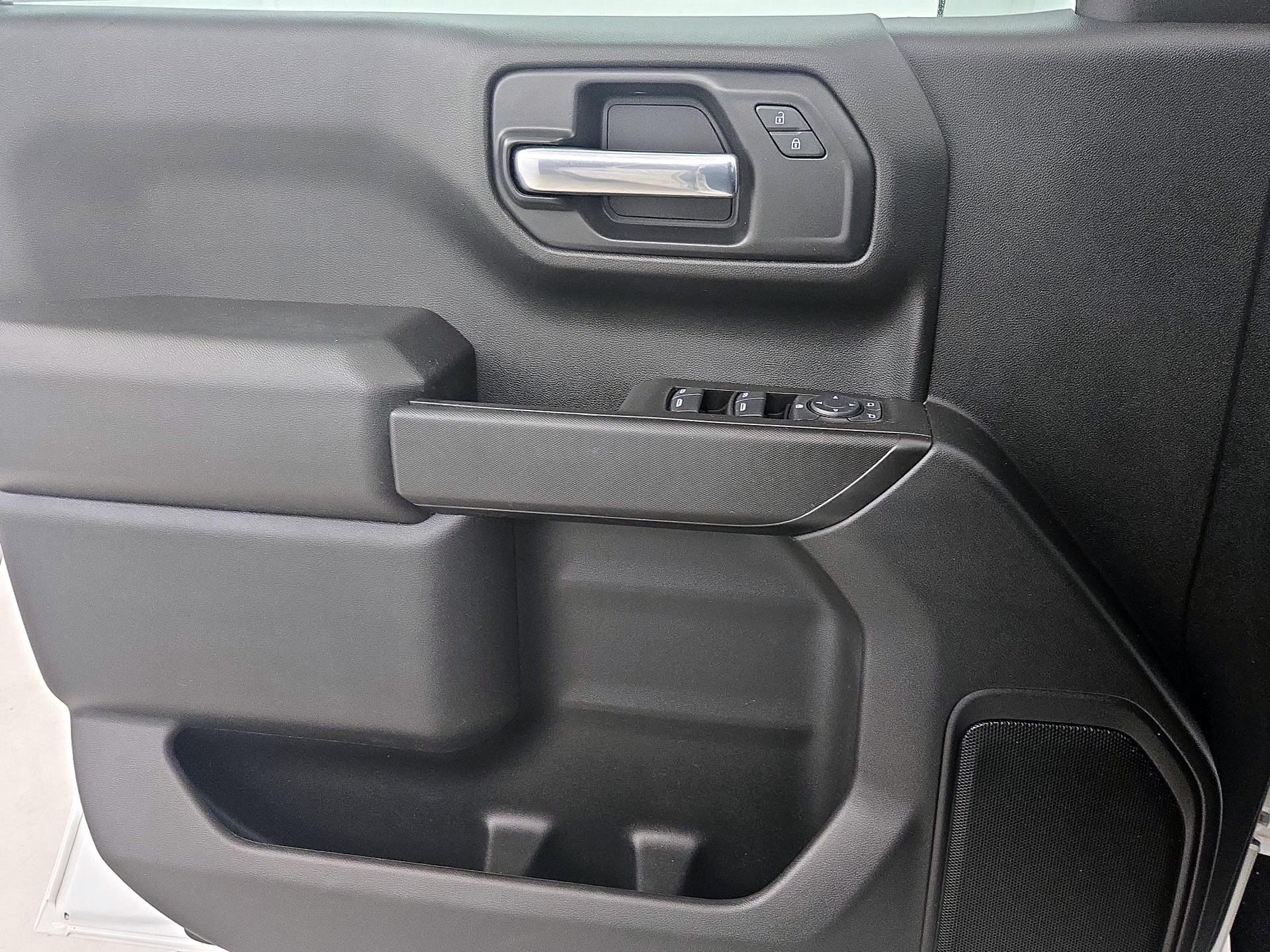 Thumbnail: 2021 Chevrolet Silverado 1500 - 12