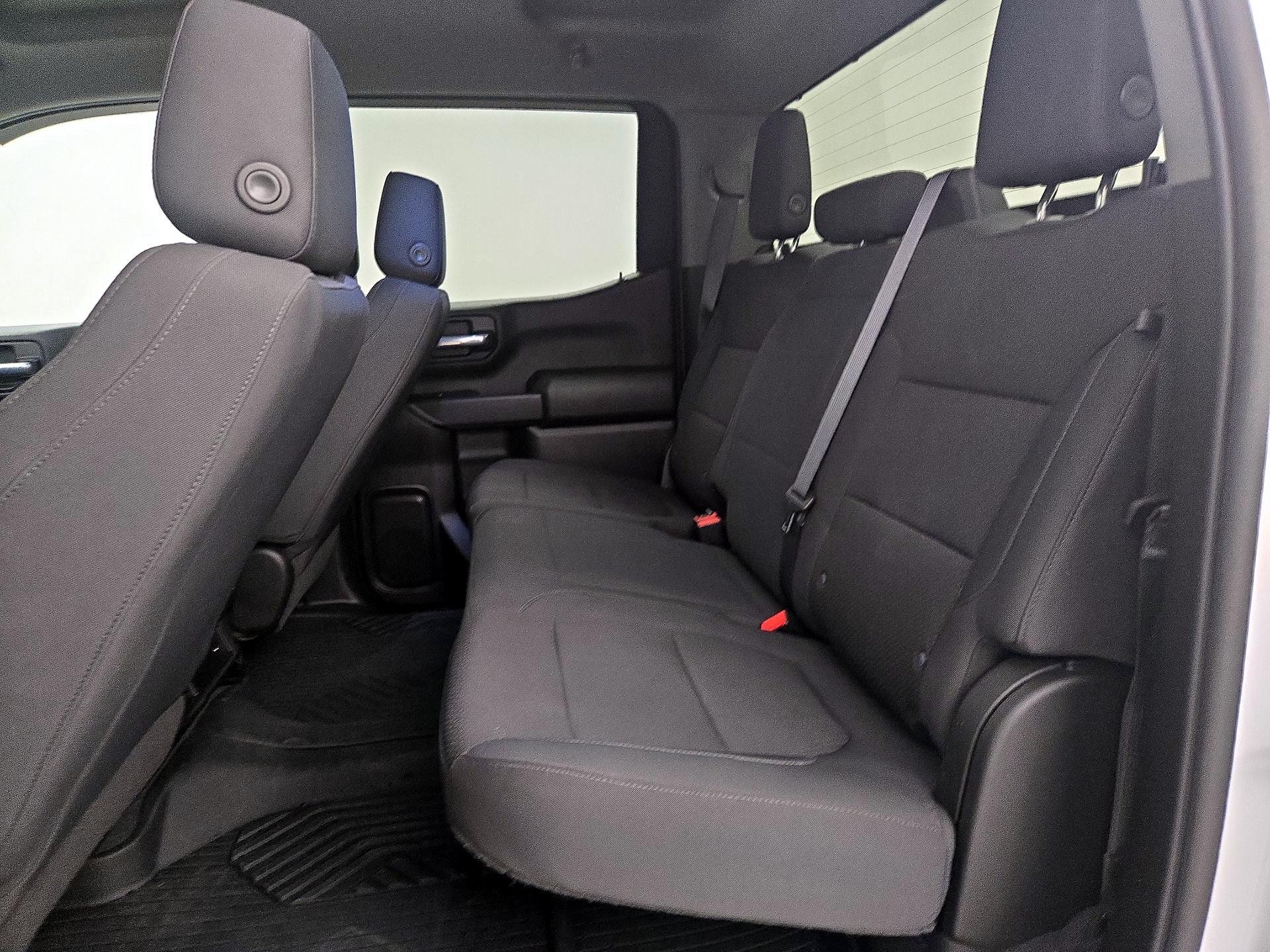 Thumbnail: 2021 Chevrolet Silverado 1500 - 19