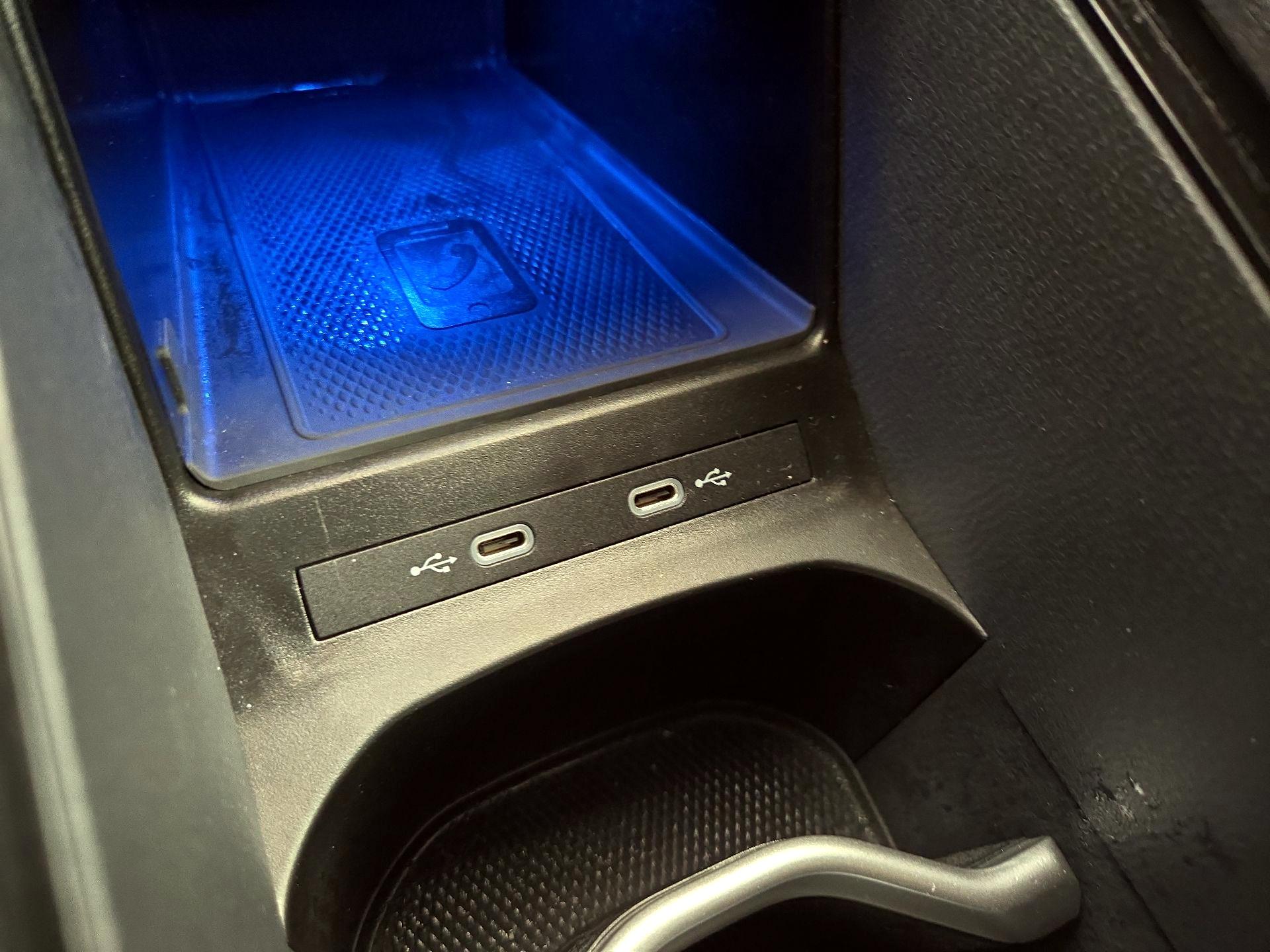 Thumbnail: 2022 Volkswagen ID.4 - 19