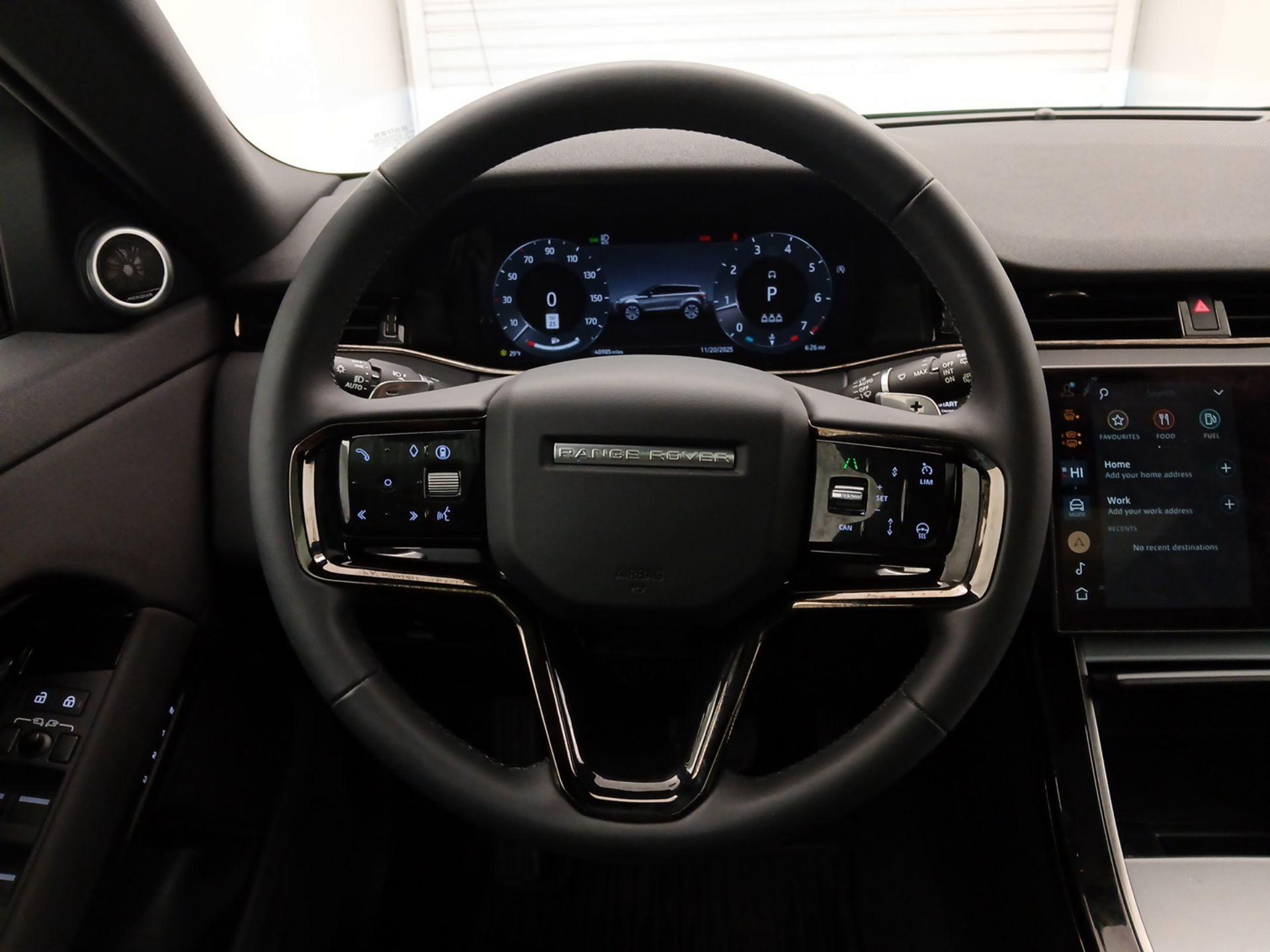 Thumbnail: 2024 Land Rover Range Rover Evoque - 10