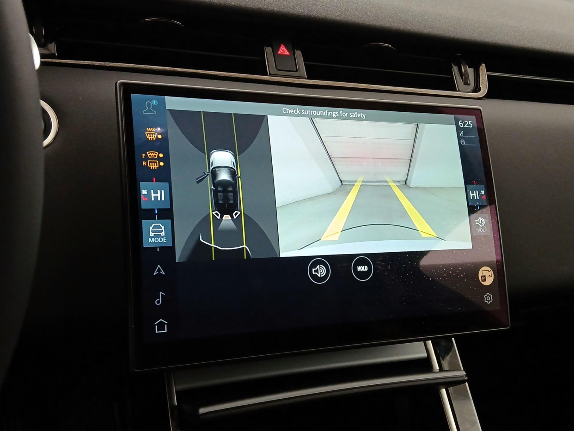 Thumbnail: 2024 Land Rover Range Rover Evoque - 15