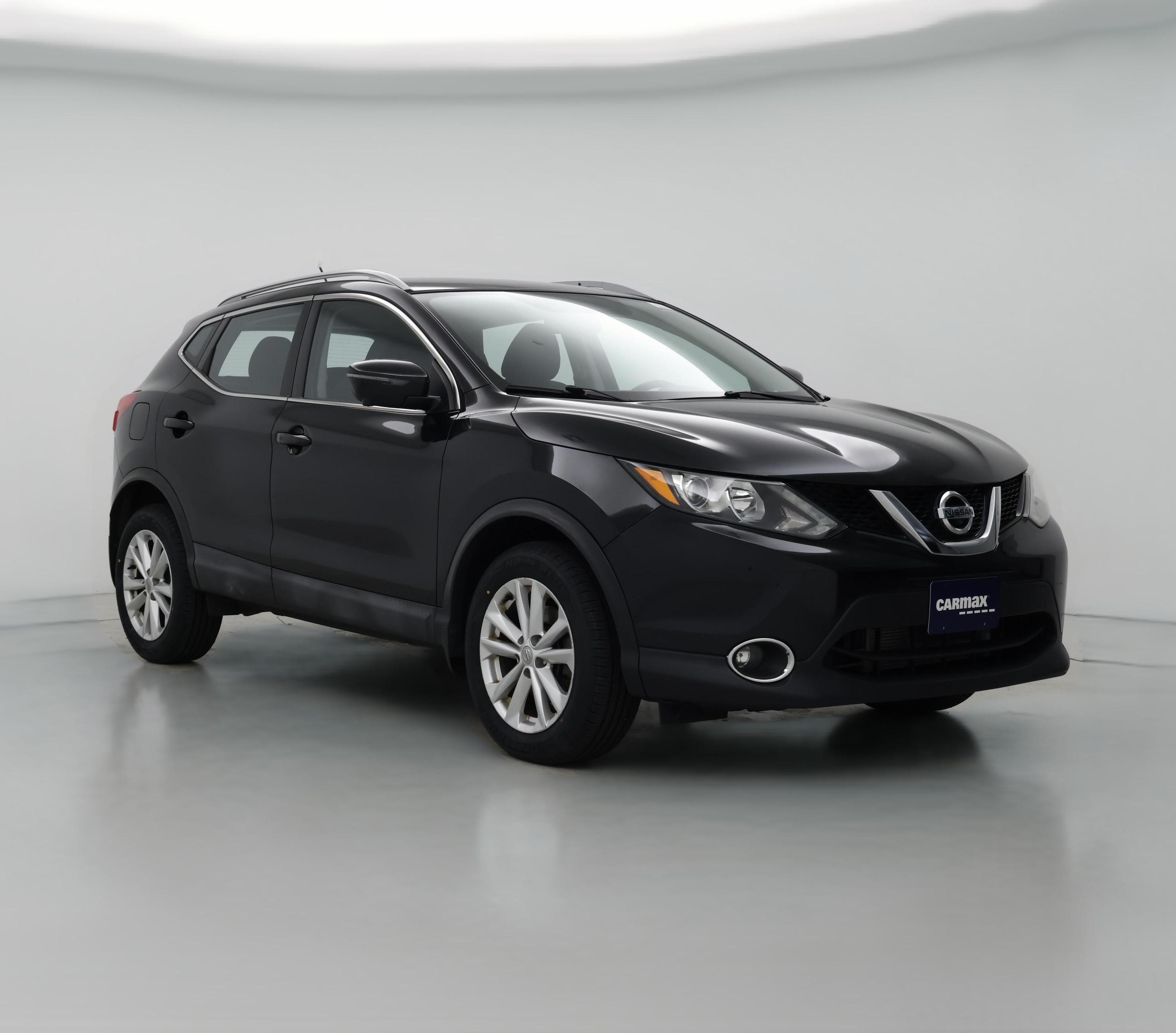 Thumbnail: 2018 Nissan Rogue Sport - 1