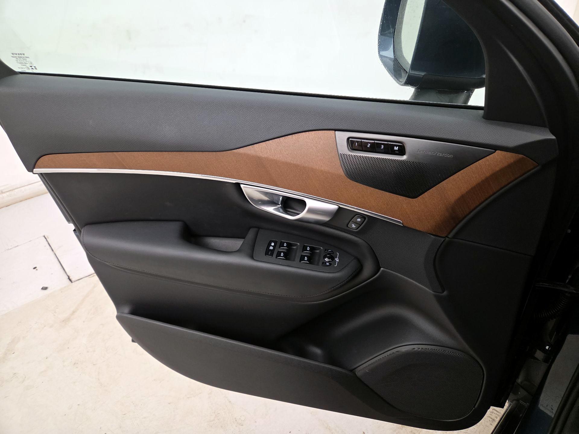 Thumbnail: 2024 Volvo XC90 - 12