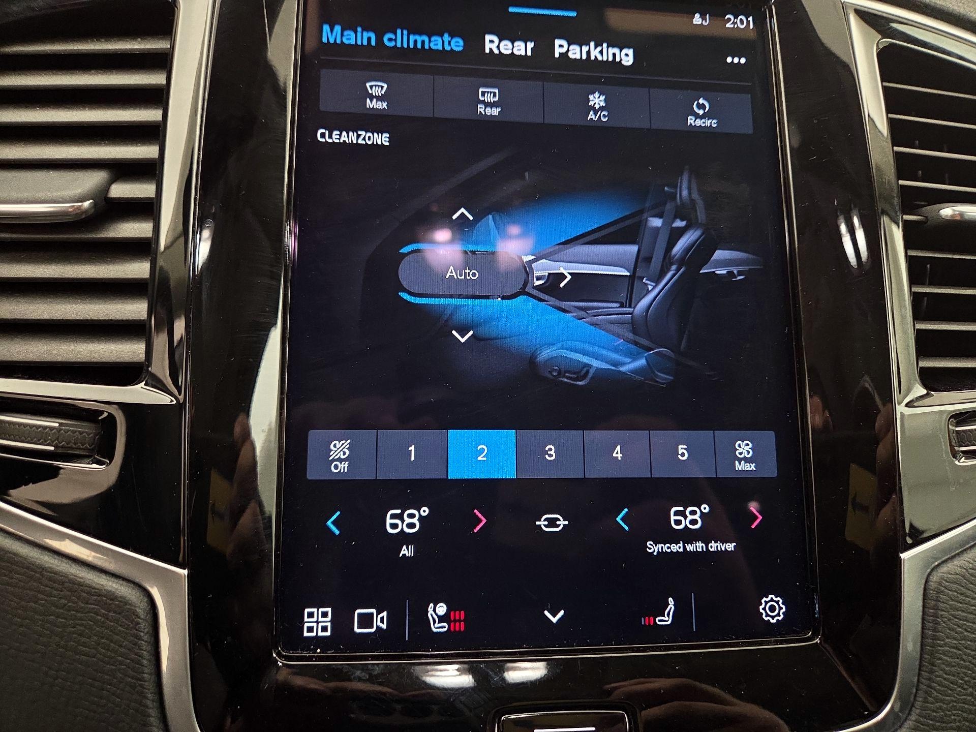 Thumbnail: 2024 Volvo XC90 - 17