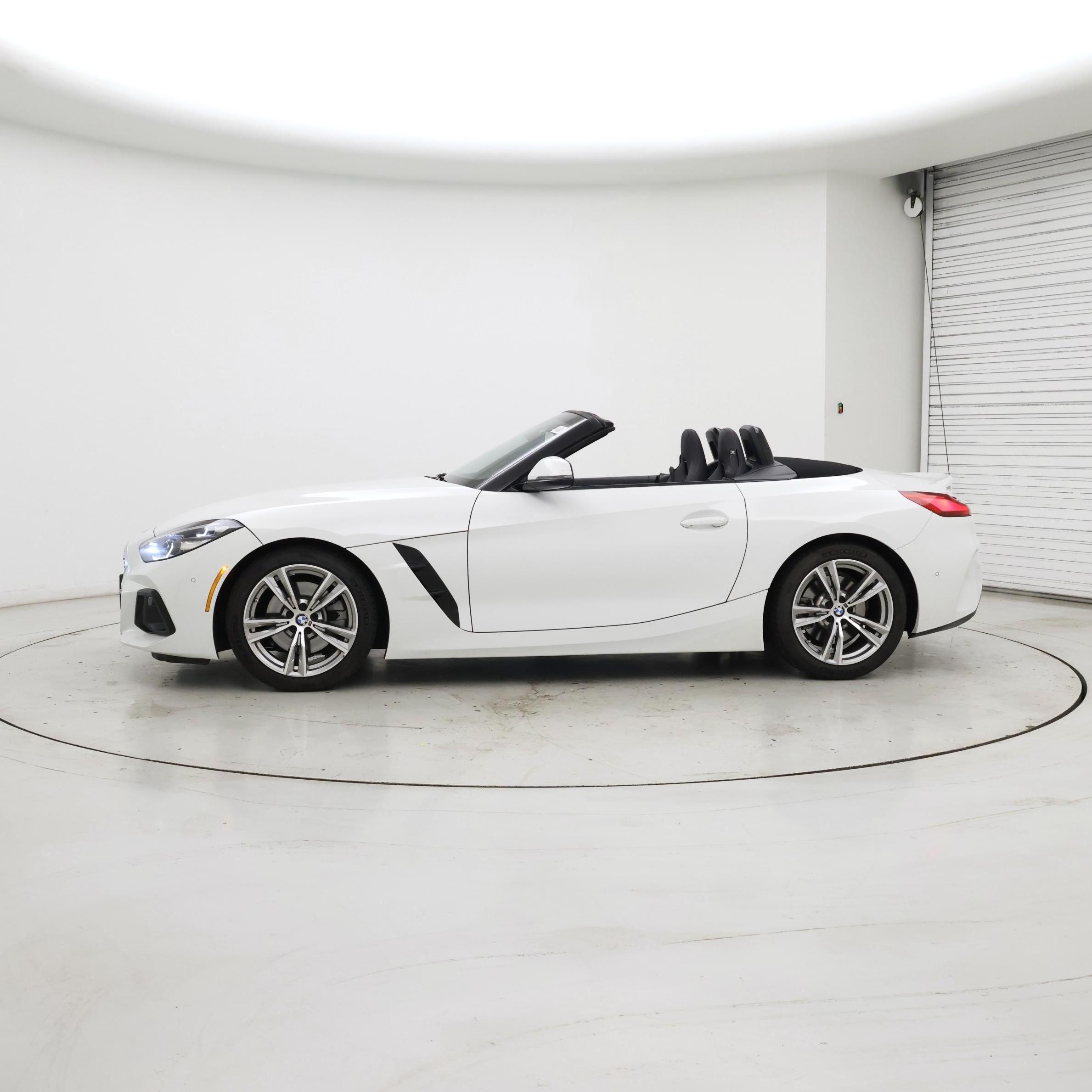 Thumbnail: 2025 BMW Z4 - 3