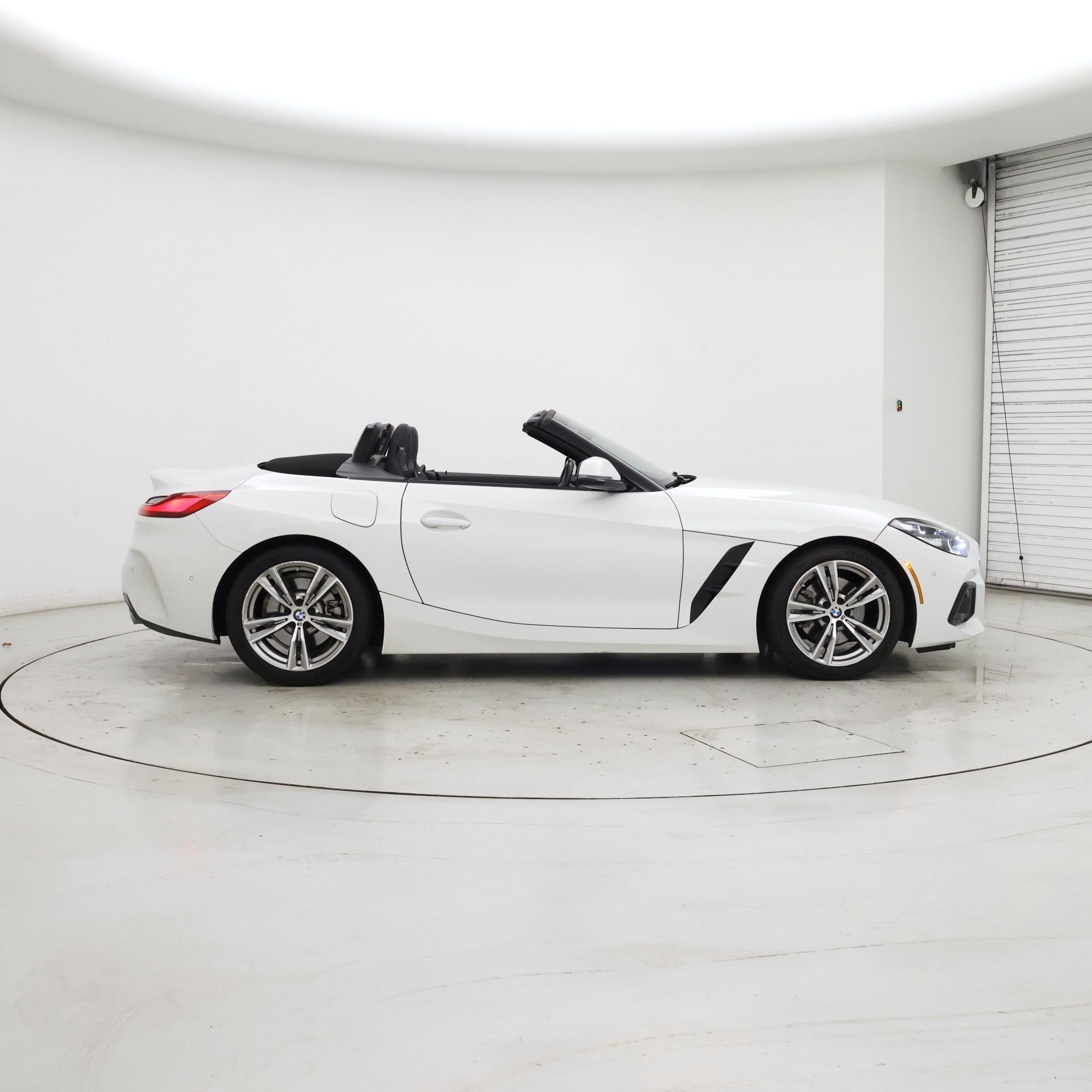 Thumbnail: 2025 BMW Z4 - 7