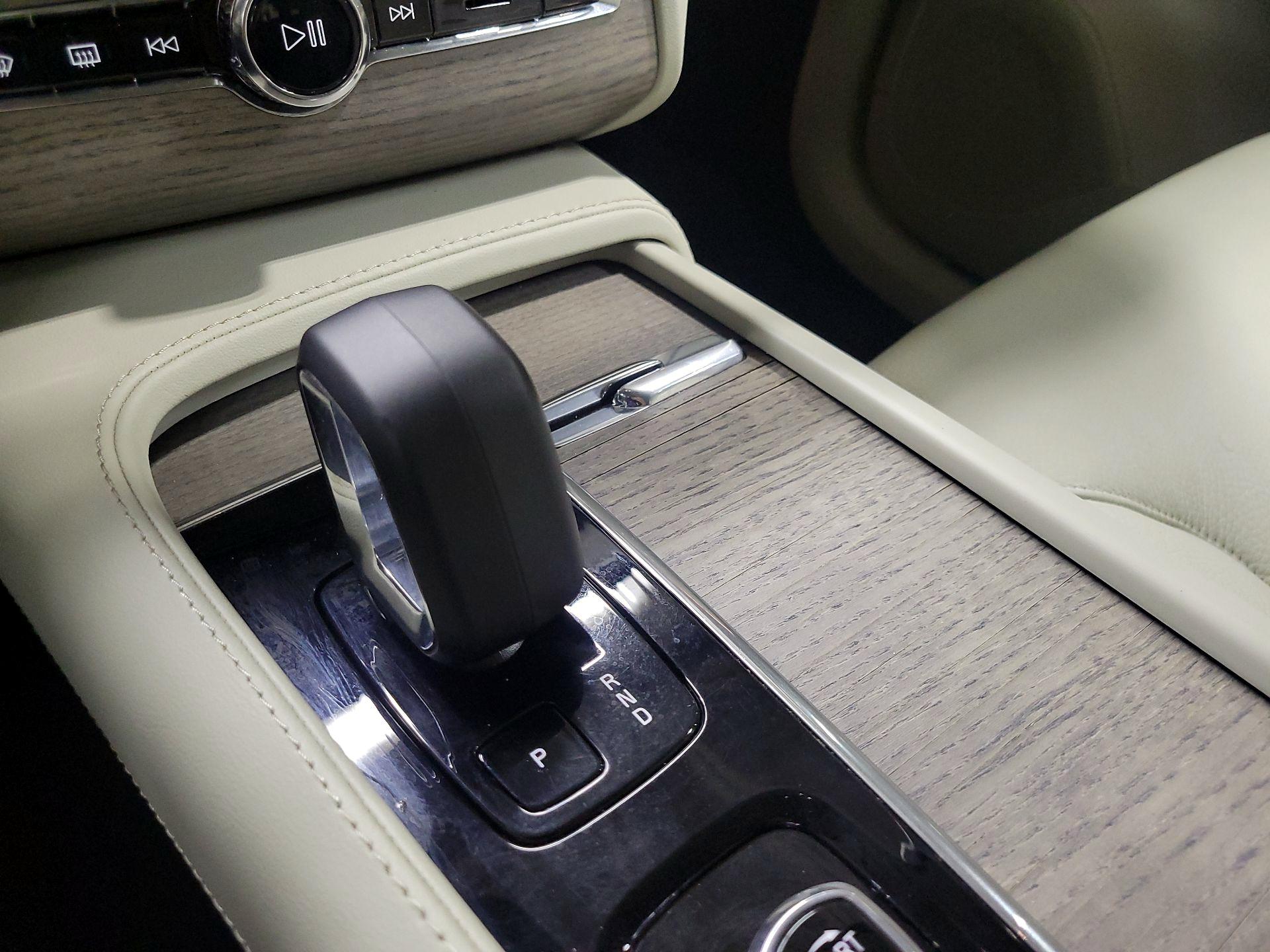 Thumbnail: 2024 Volvo XC90 - 18