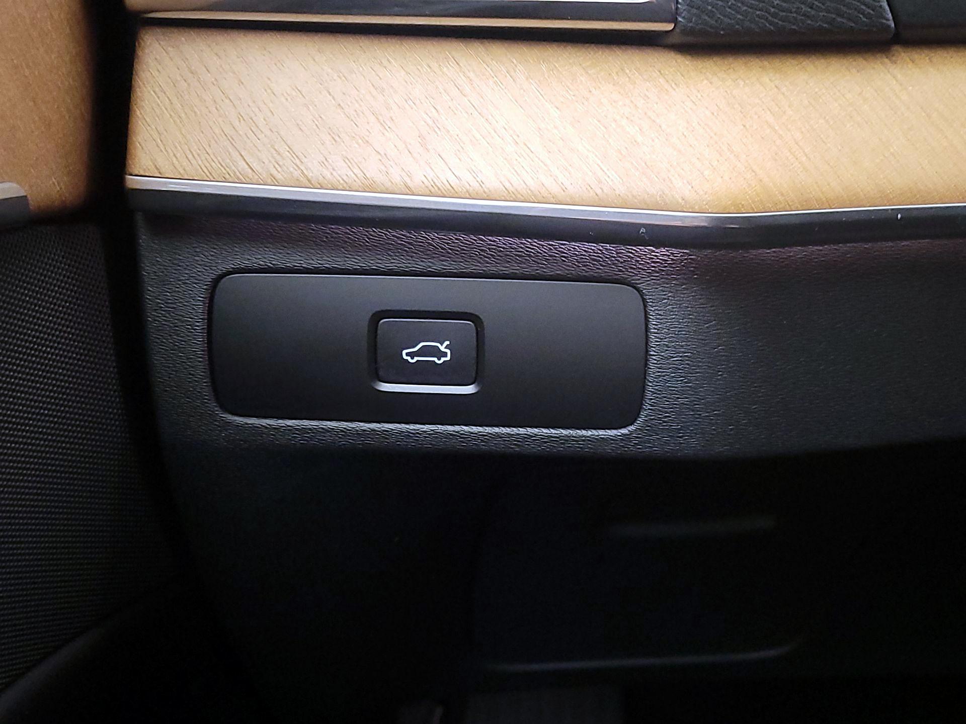 Thumbnail: 2024 Volvo XC90 - 13