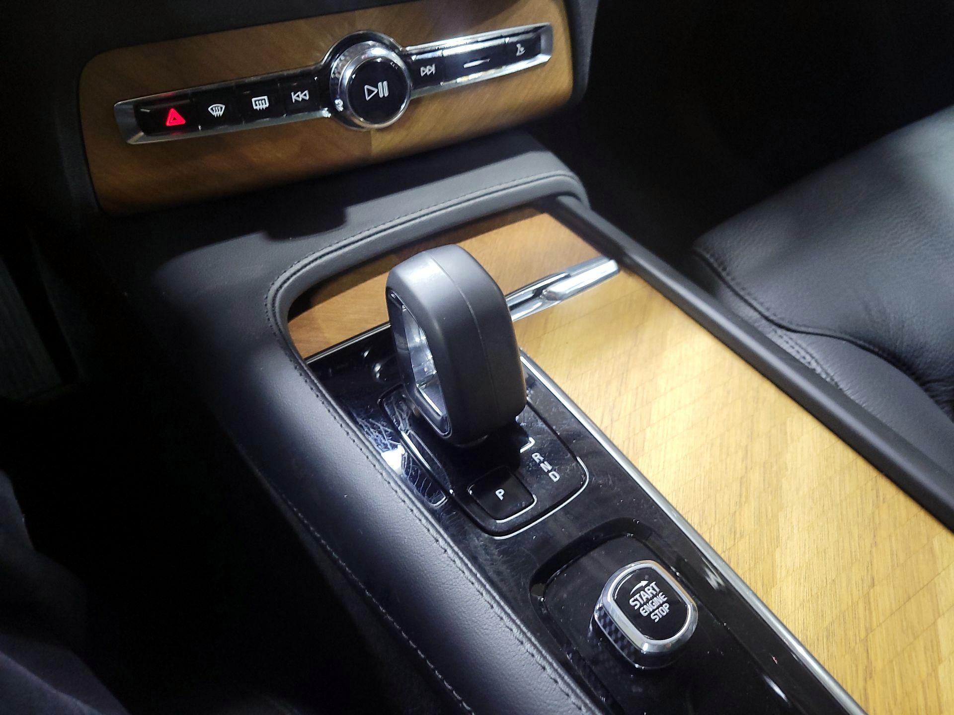 Thumbnail: 2024 Volvo XC90 - 17