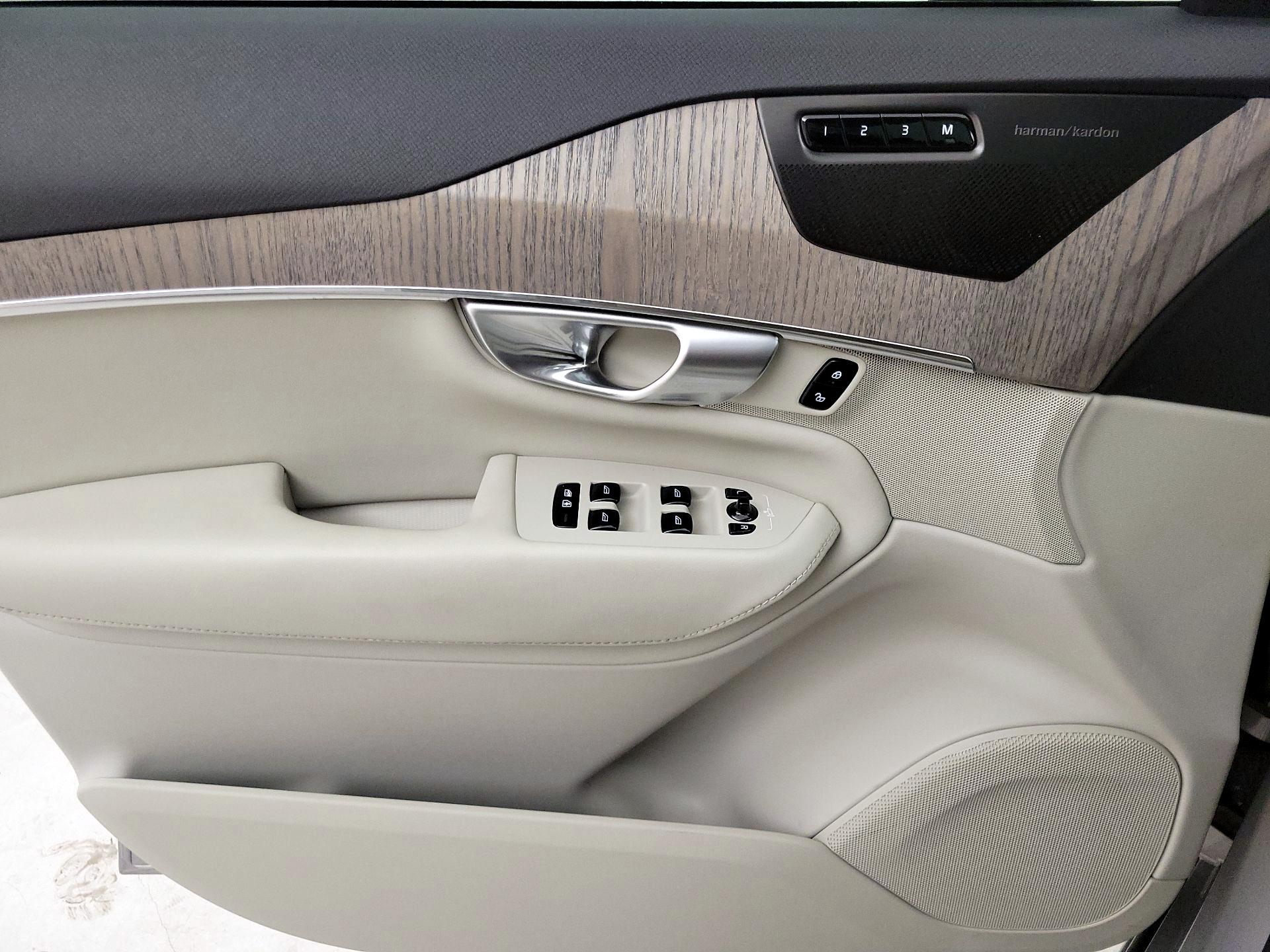 Thumbnail: 2024 Volvo XC90 - 12