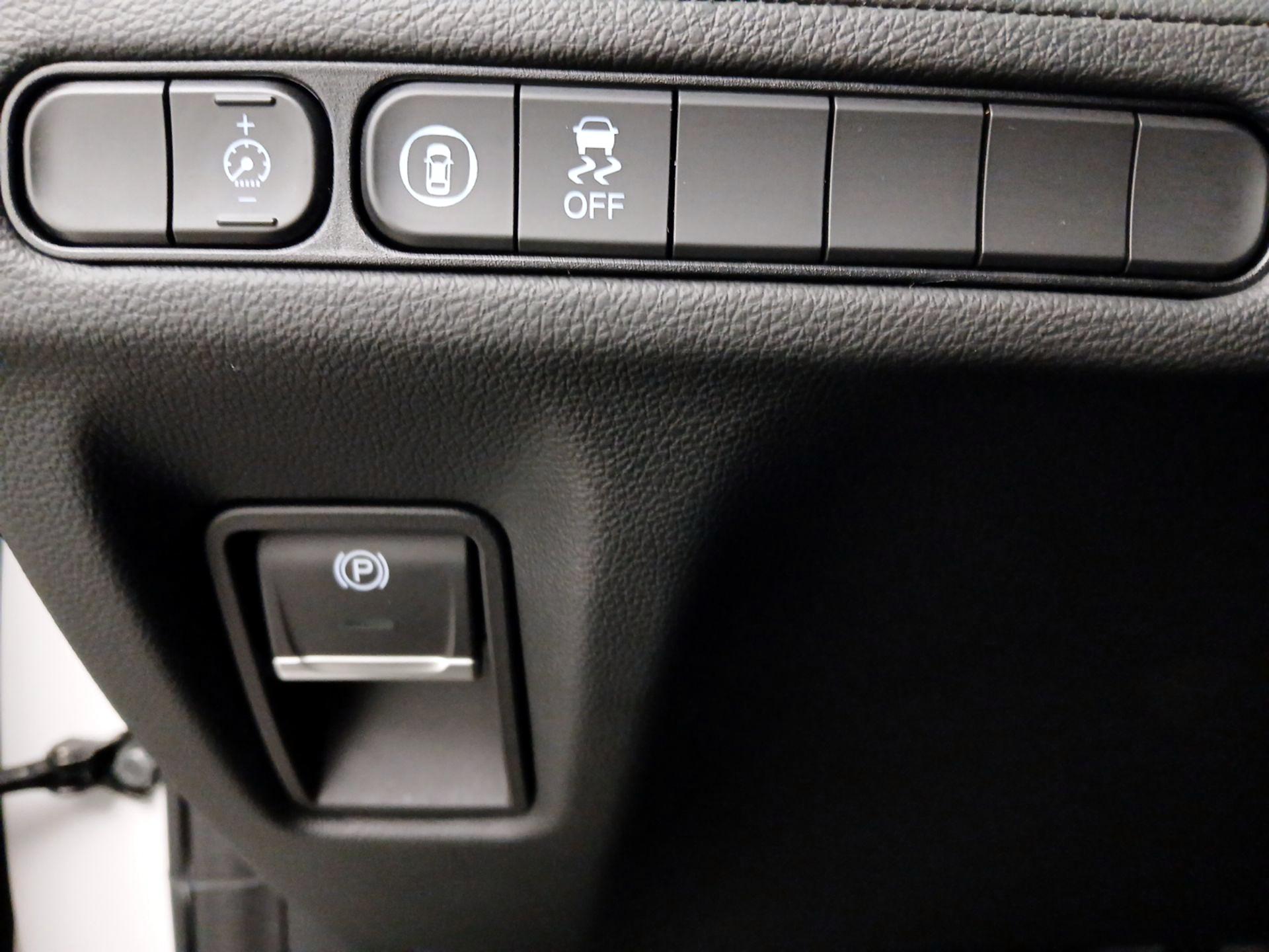 Thumbnail: 2023 Acura MDX - 13