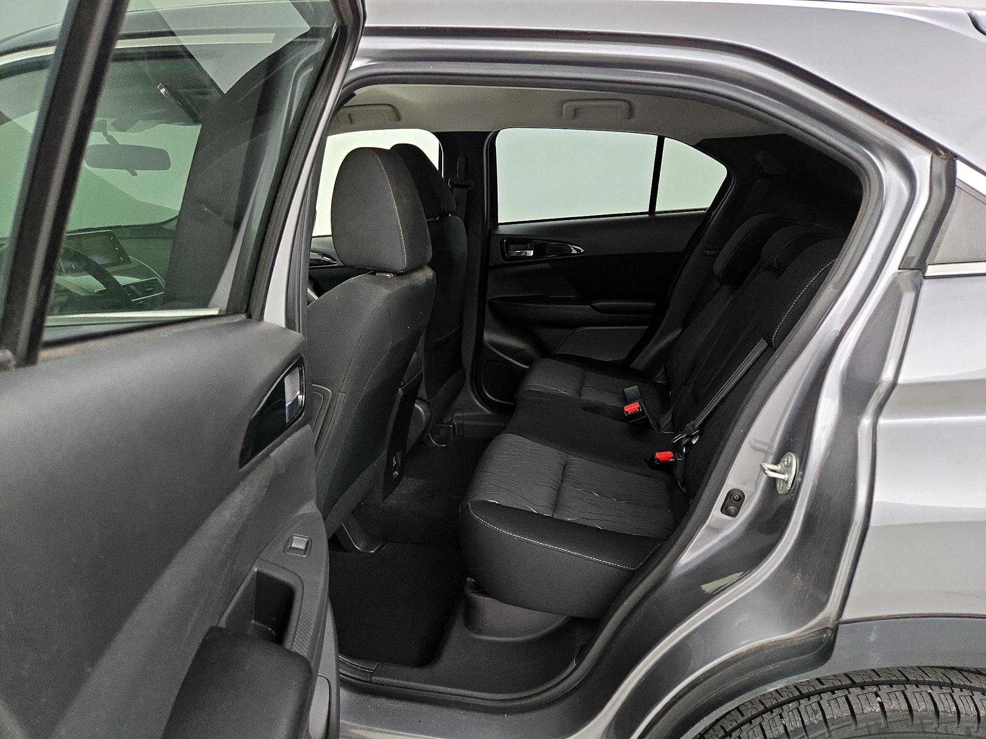 Thumbnail: 2019 Mitsubishi Eclipse Cross - 19