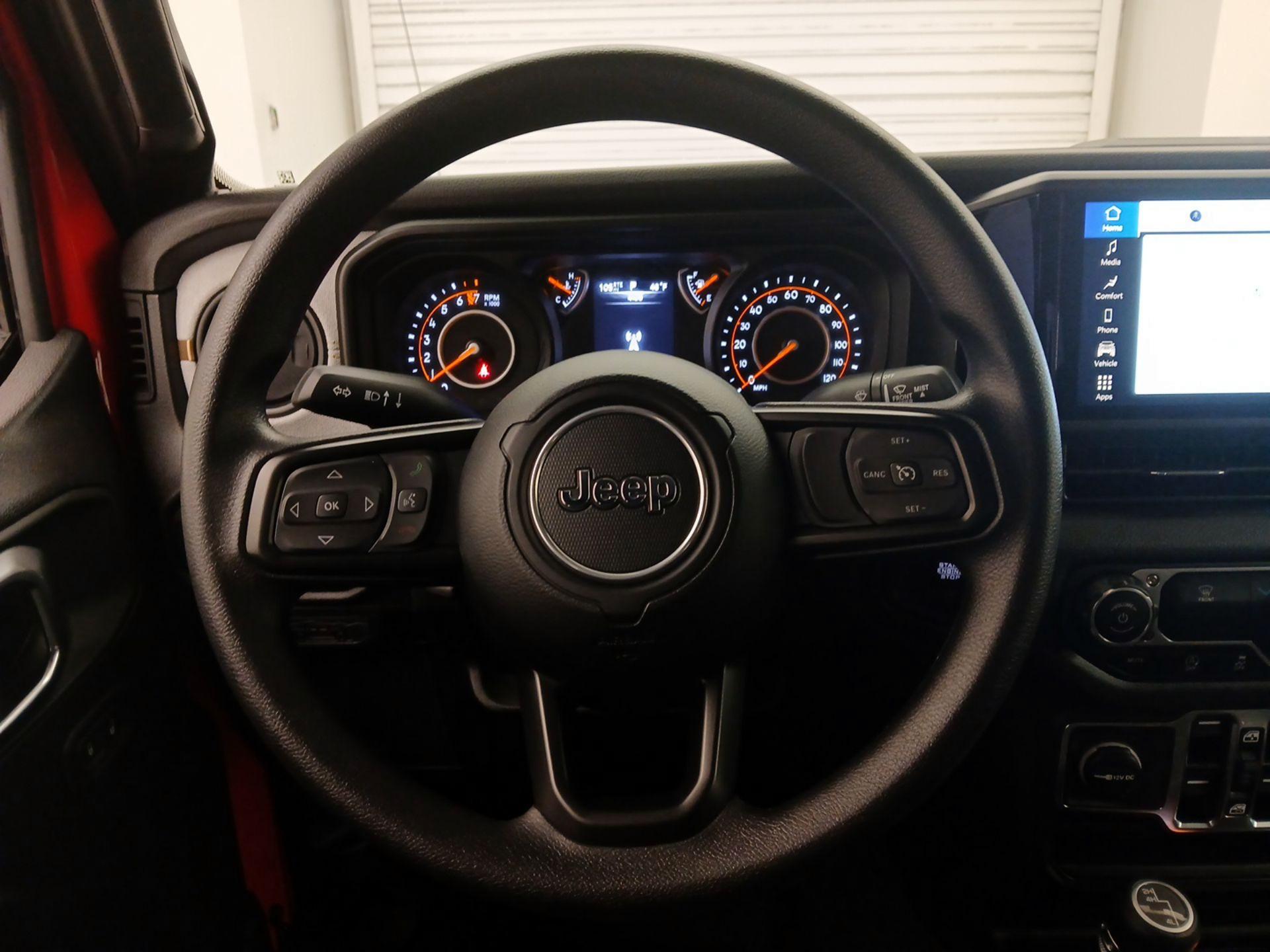 Thumbnail: 2025 Jeep Gladiator - 10