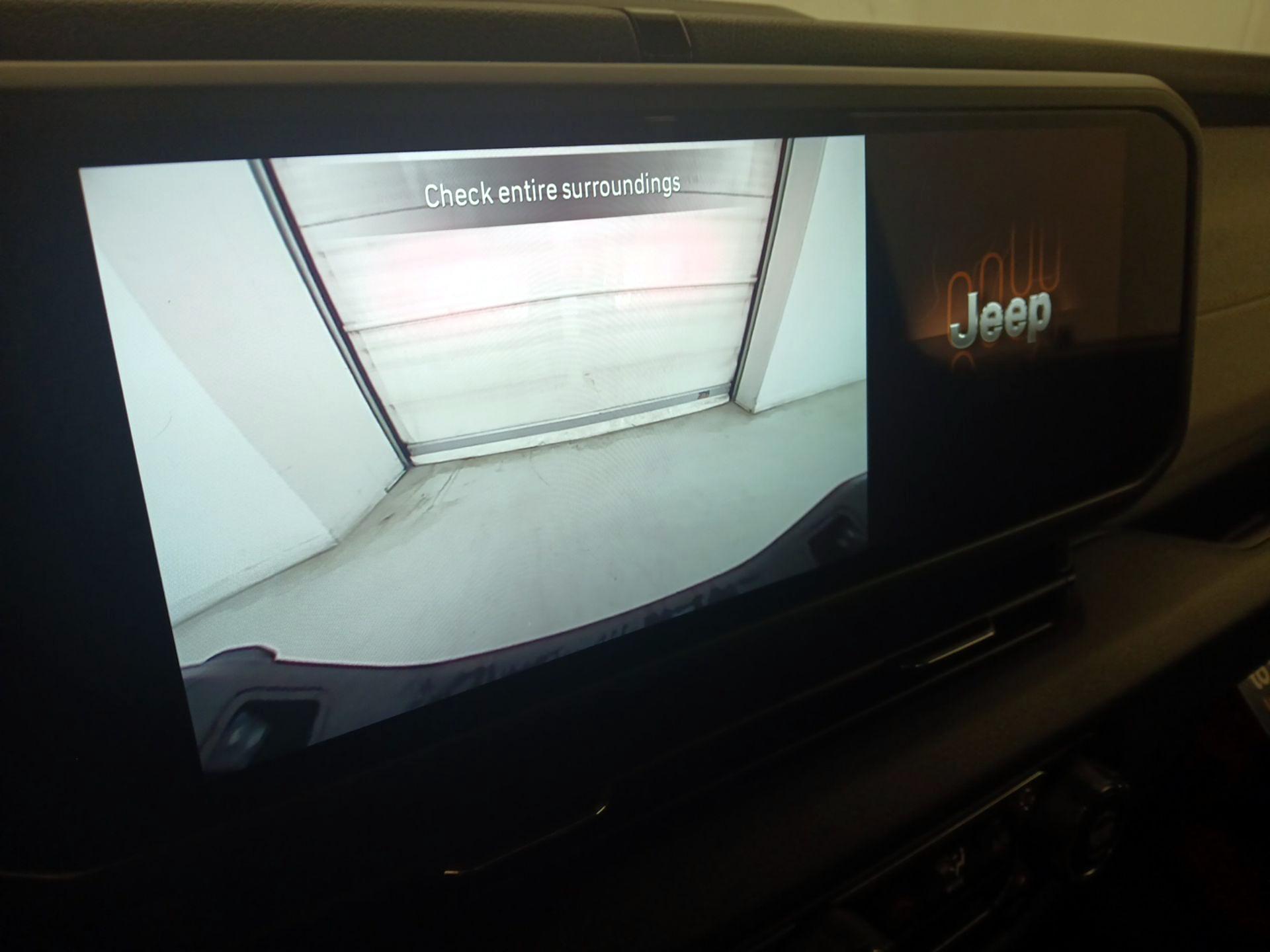 Thumbnail: 2025 Jeep Gladiator - 14