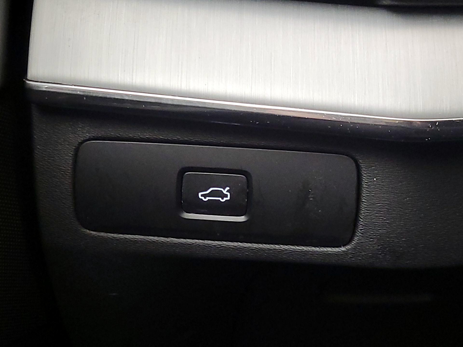 Thumbnail: 2024 Volvo XC90 - 13