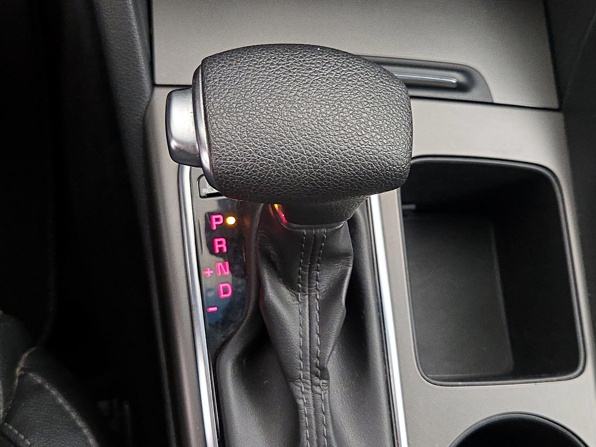 Thumbnail: 2020 Kia Optima - 17