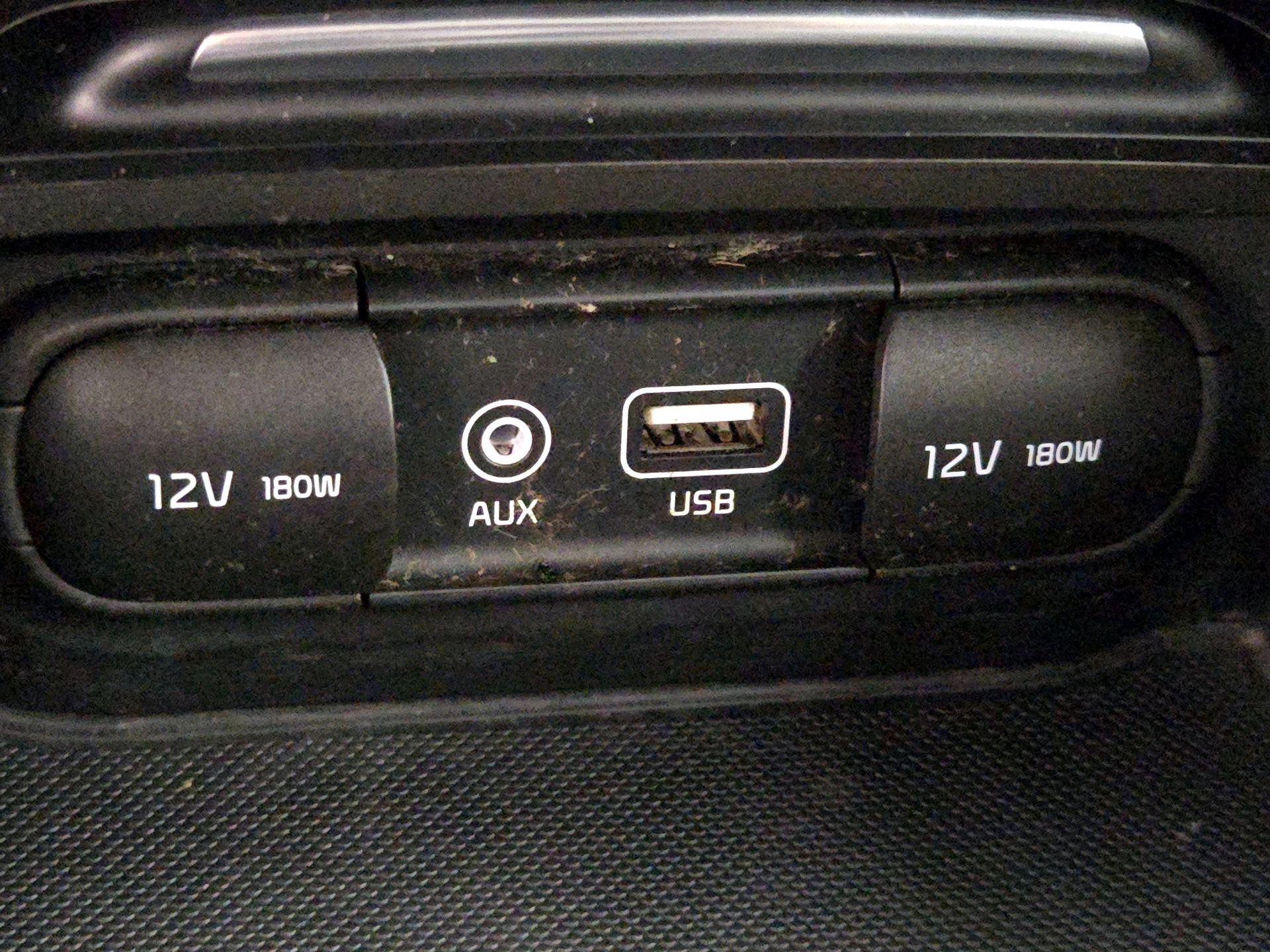 Thumbnail: 2020 Kia Optima - 18