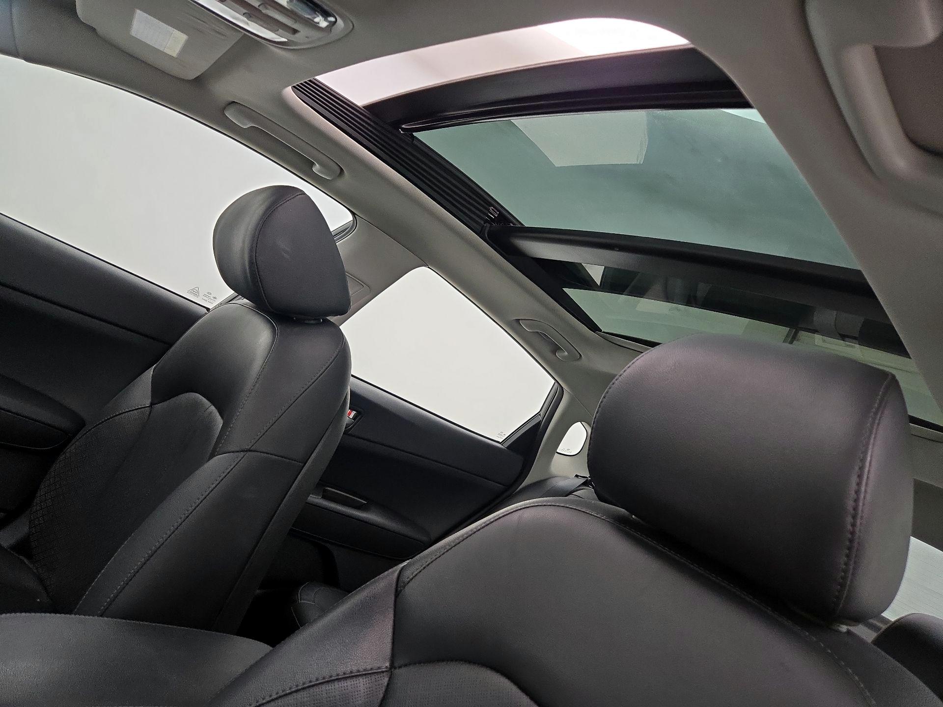 Thumbnail: 2020 Kia Optima - 19