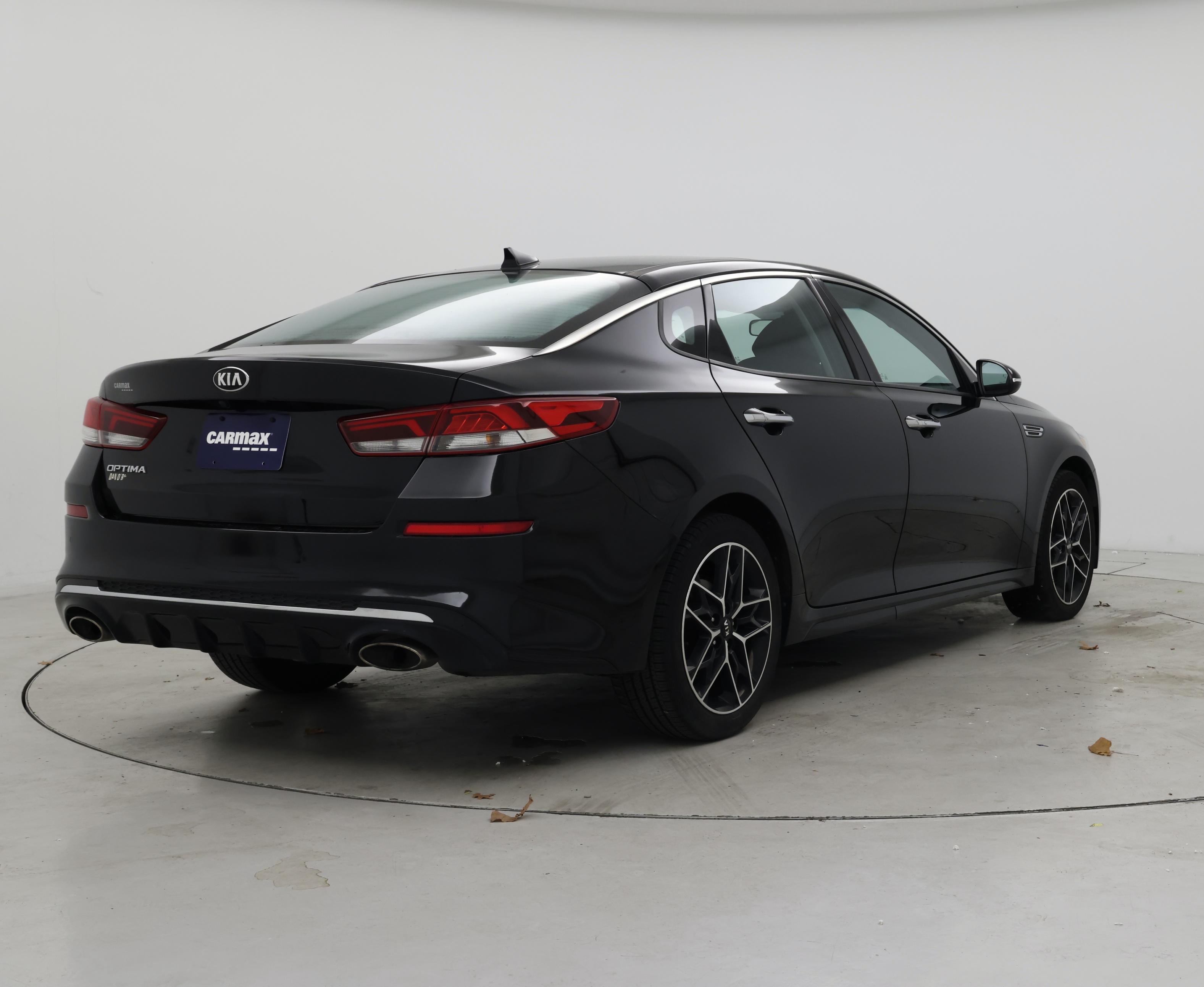 Thumbnail: 2020 Kia Optima - 8