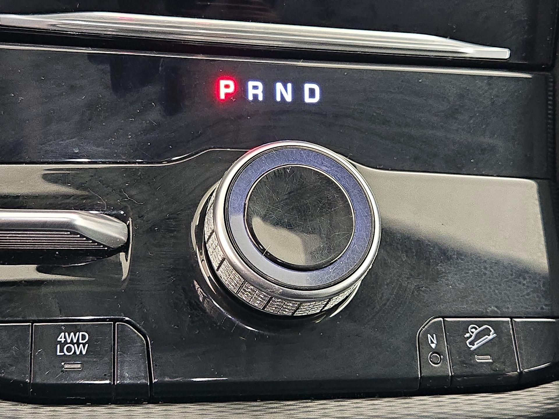 Thumbnail: 2024 Jeep Grand Cherokee - 18