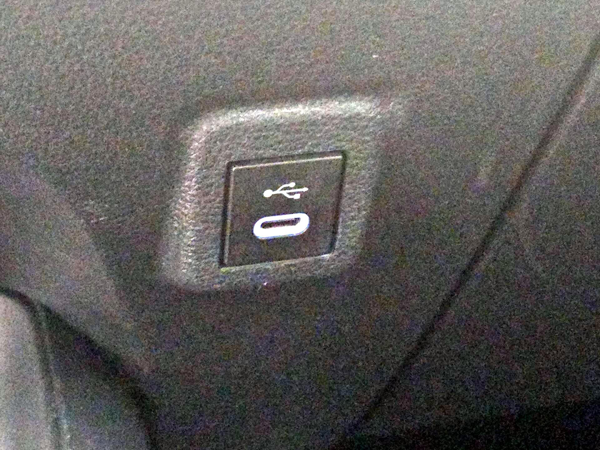 Thumbnail: 2023 Toyota Corolla - 18