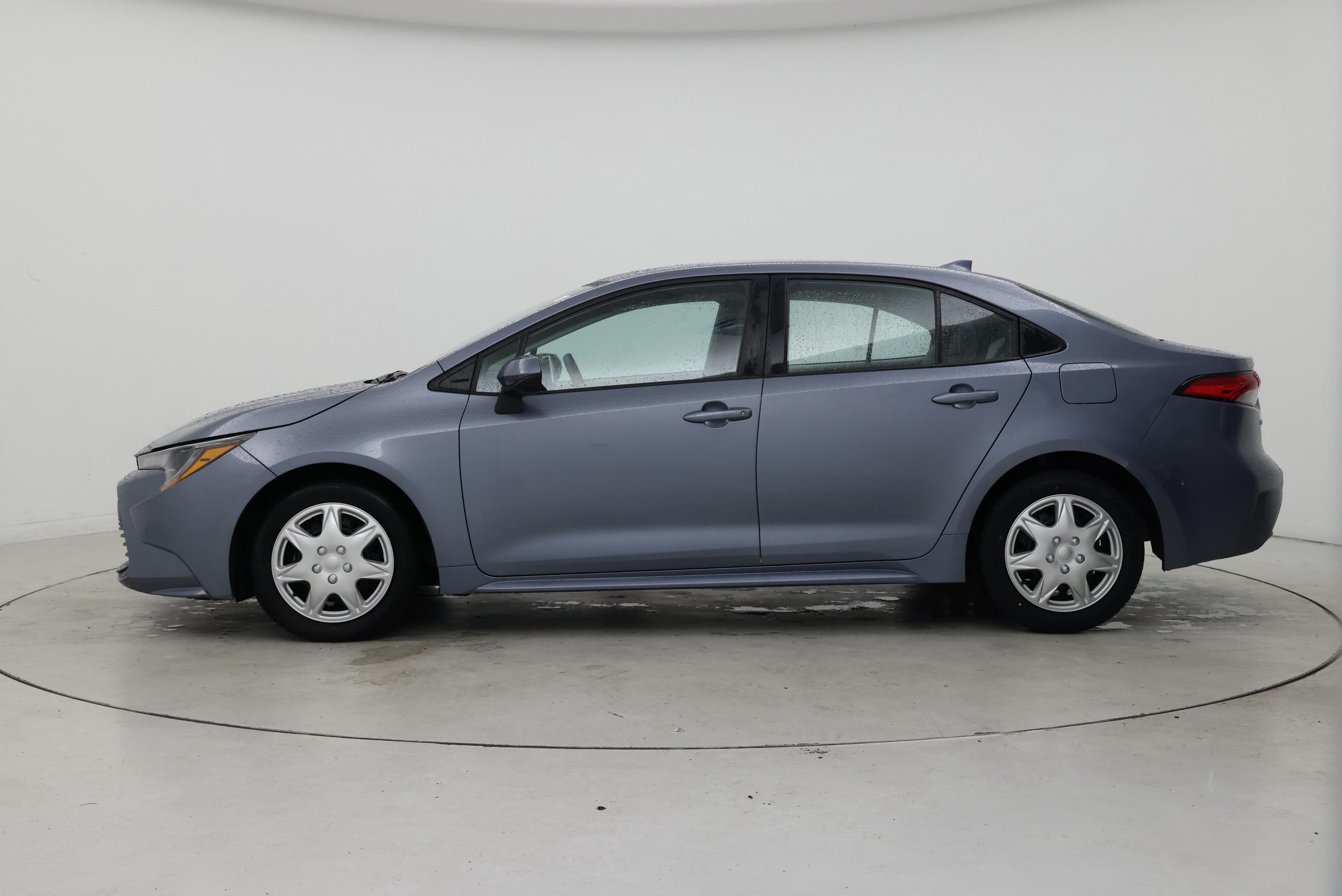 Thumbnail: 2023 Toyota Corolla - 3