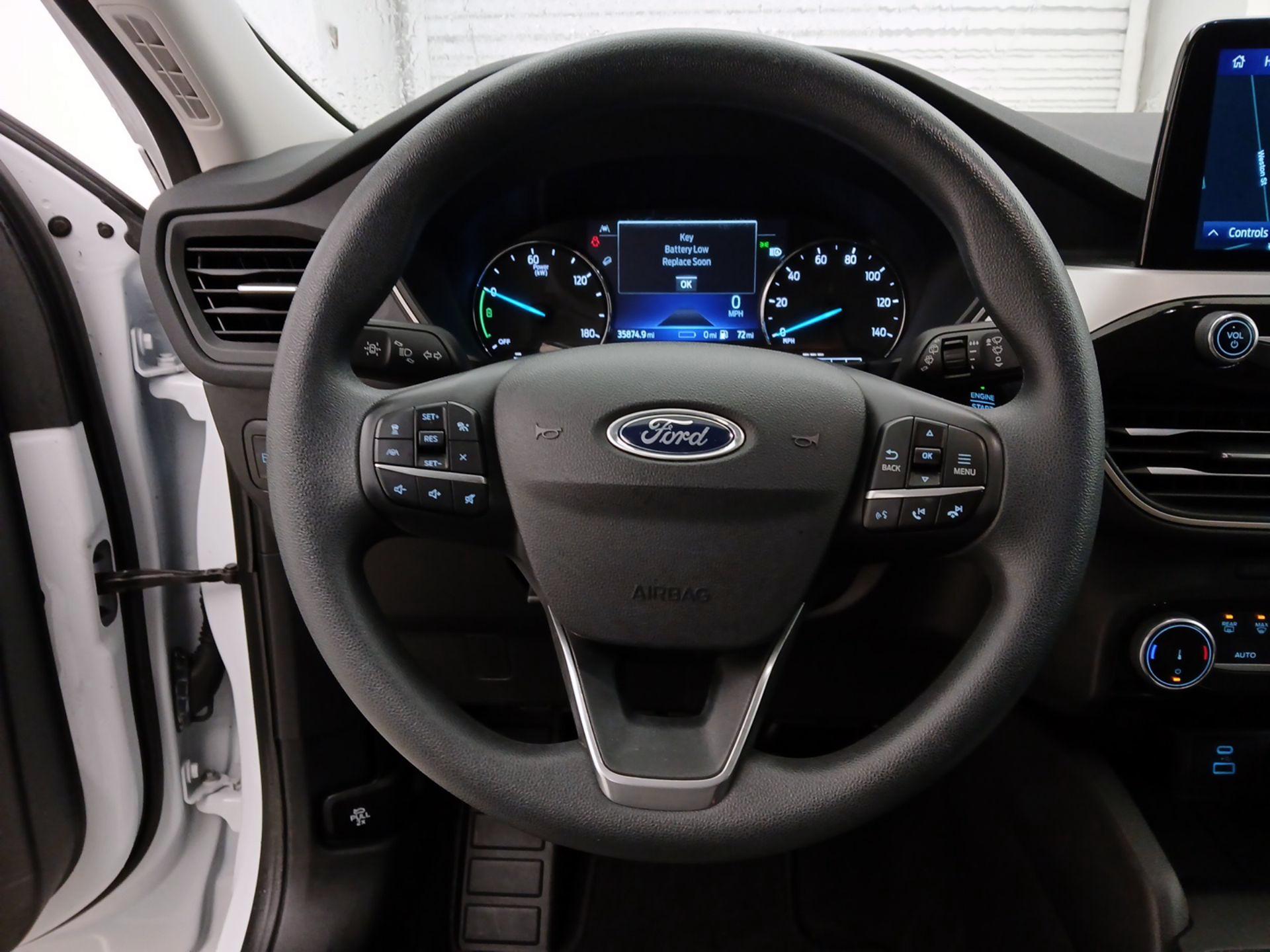 Thumbnail: 2022 Ford Escape - 10