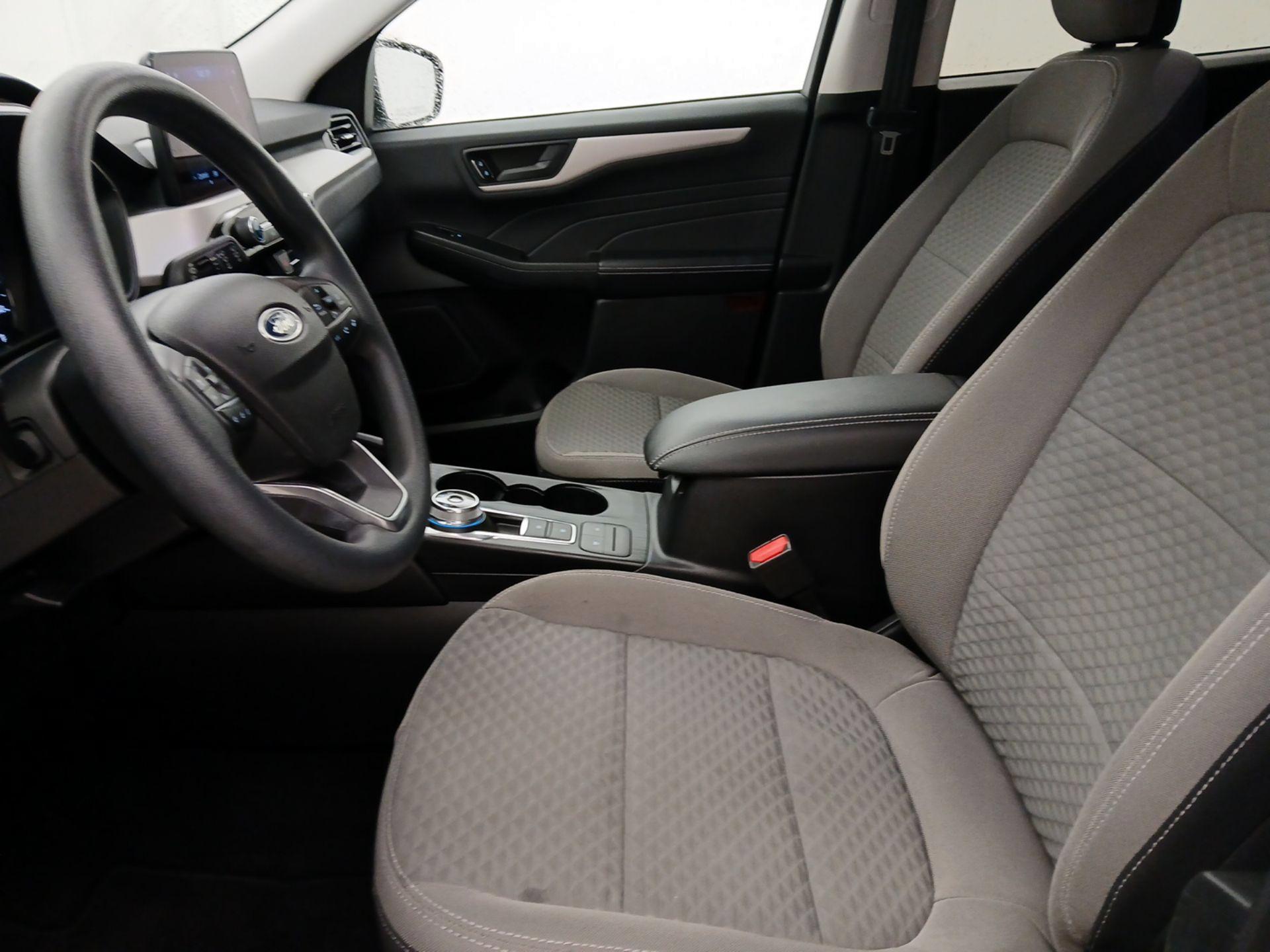 Thumbnail: 2022 Ford Escape - 11