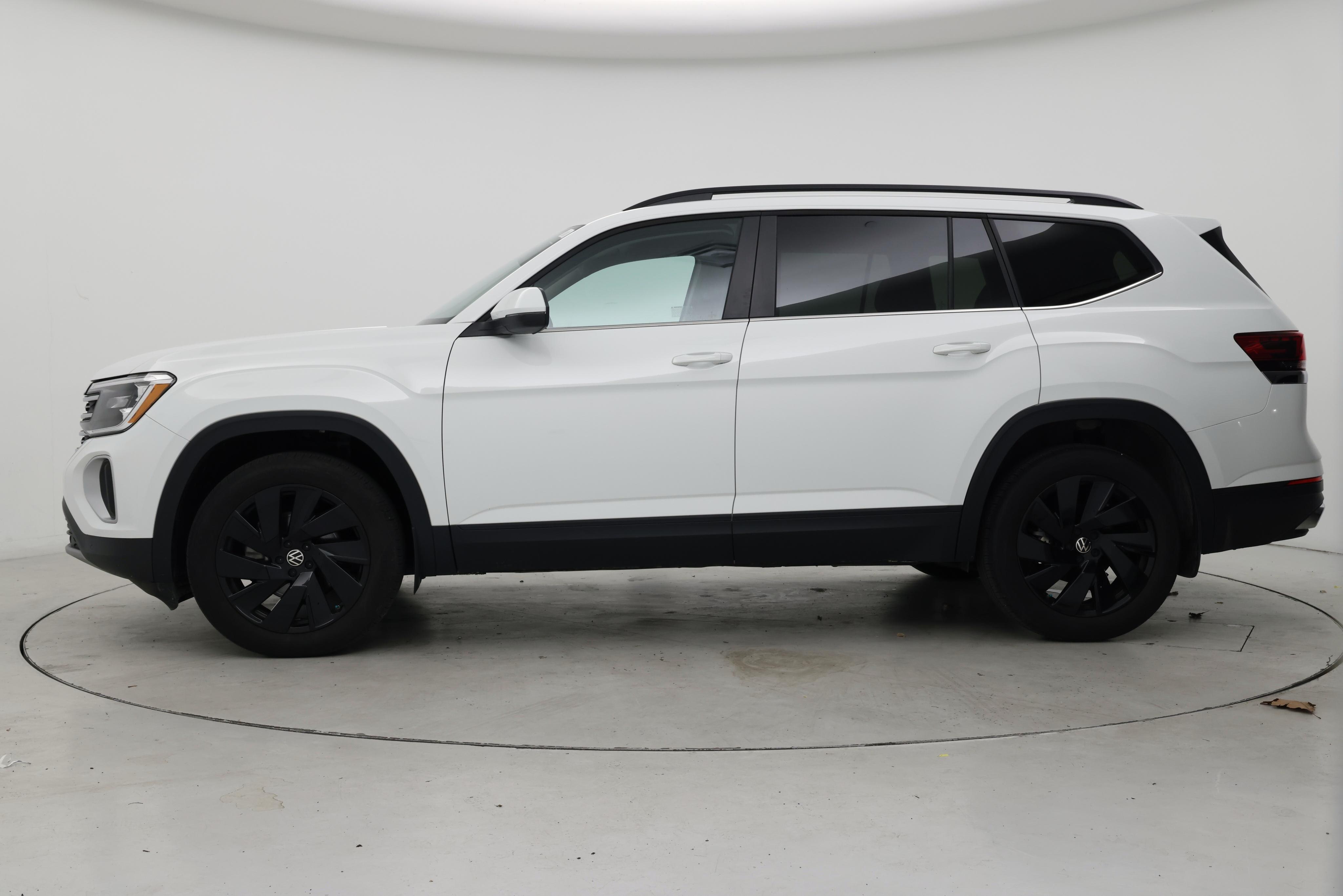 Thumbnail: 2024 Volkswagen Atlas - 3