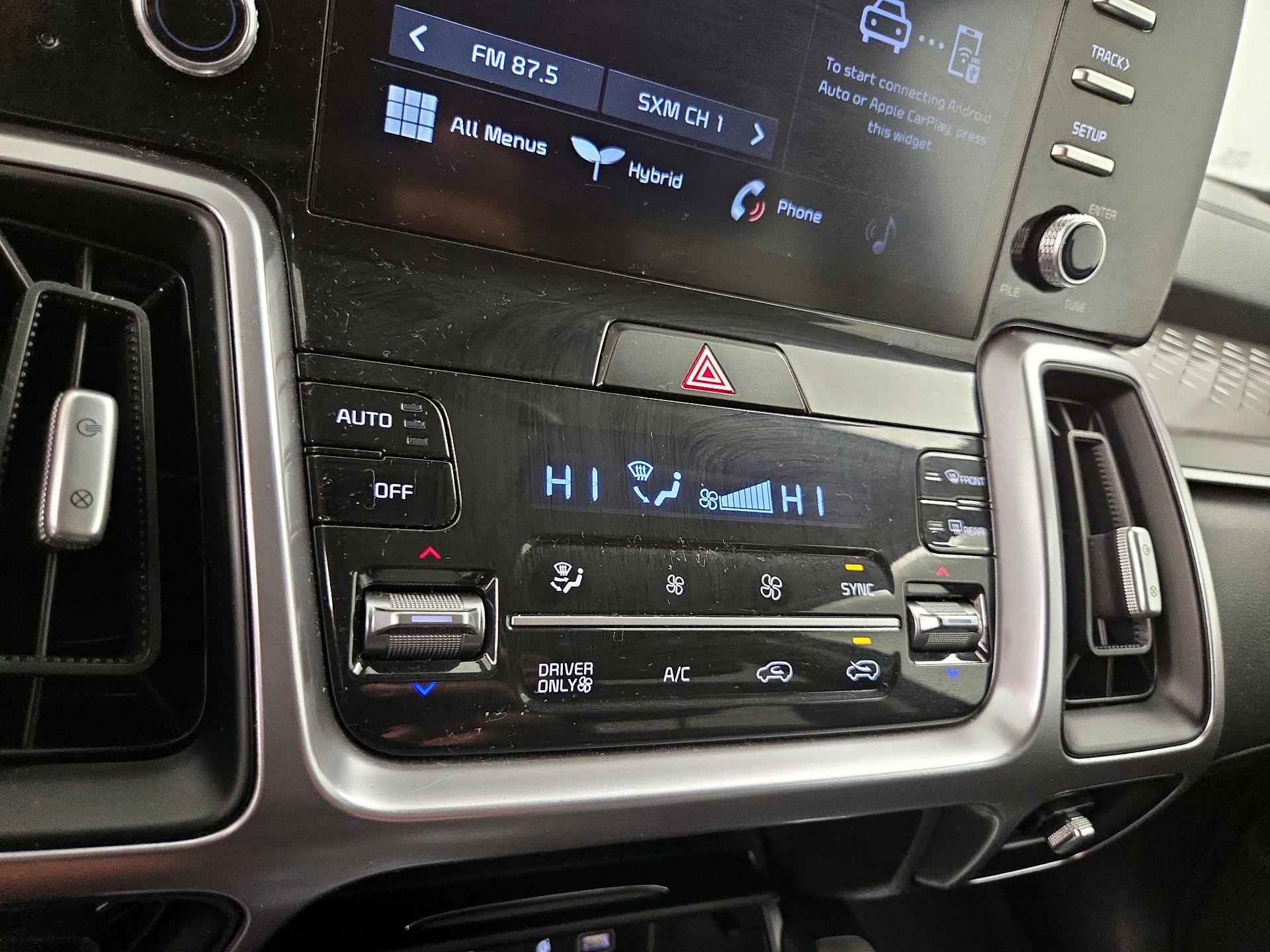 Thumbnail: 2021 Kia Sorento - 16