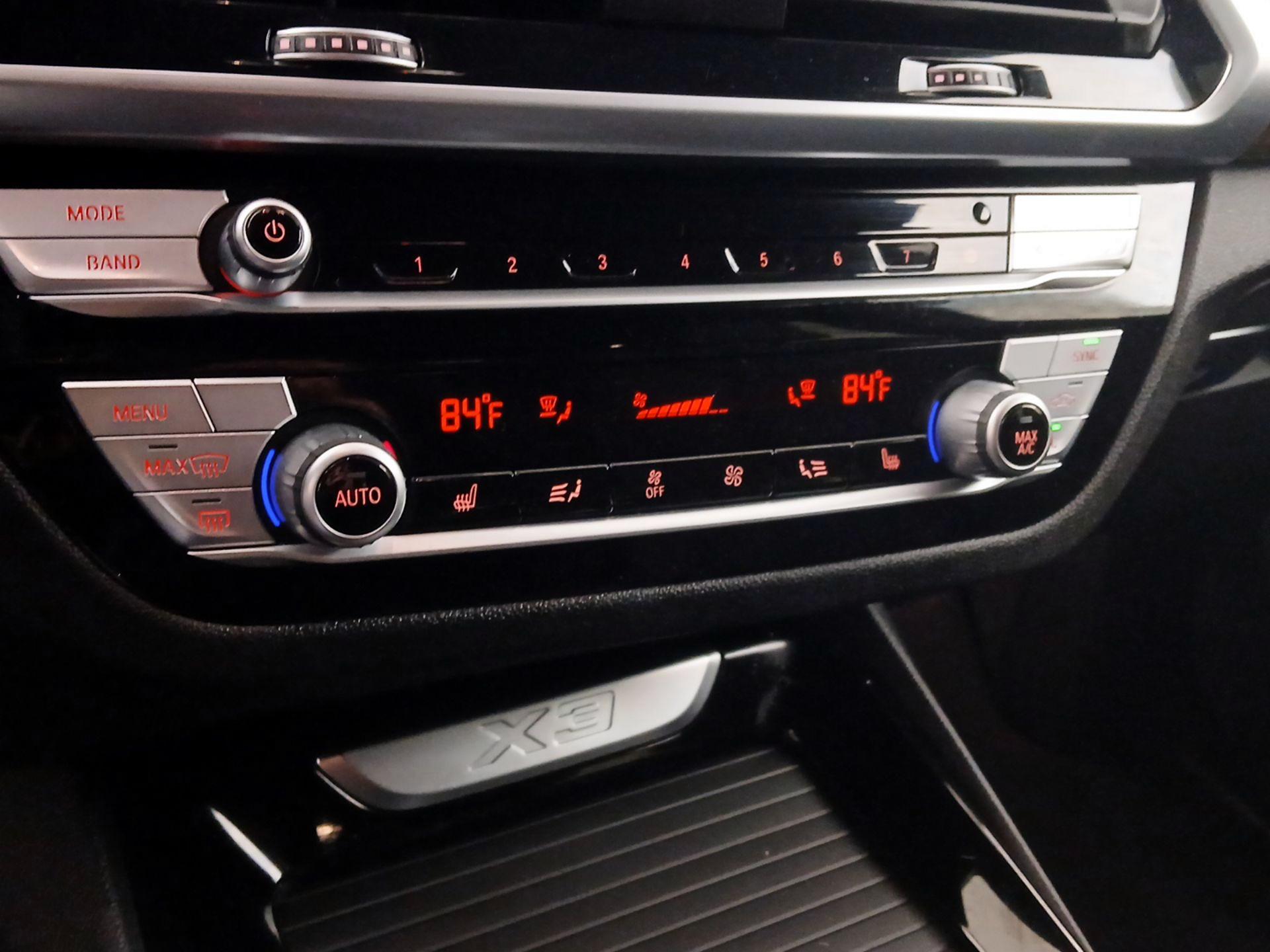 Thumbnail: 2021 BMW X3 - 17