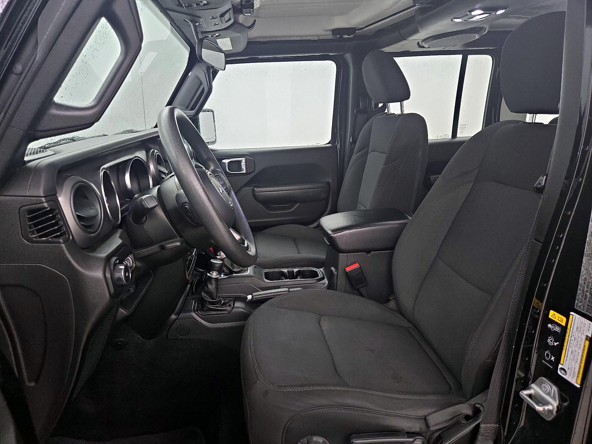 Thumbnail: 2022 Jeep Wrangler - 11