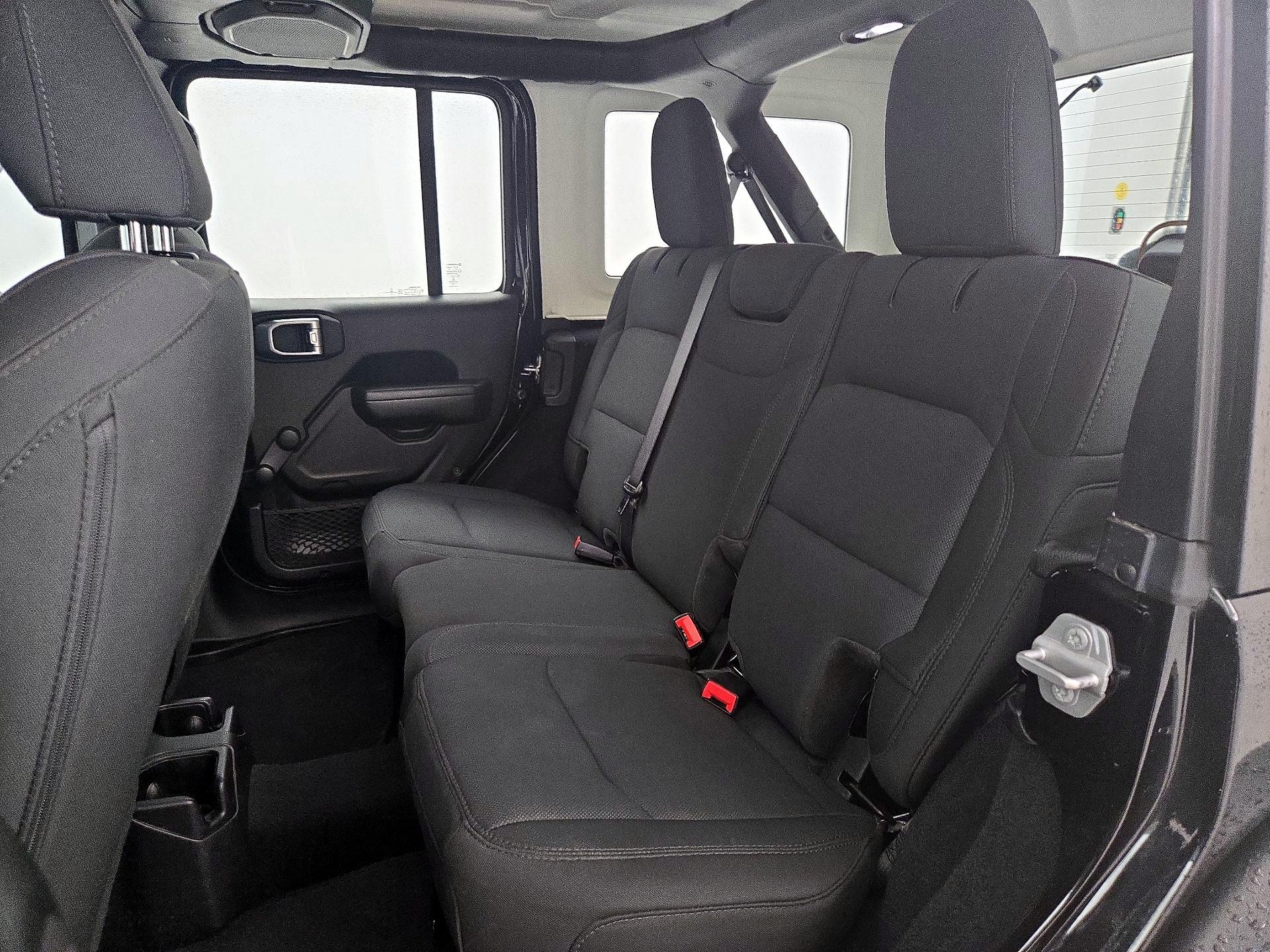 Thumbnail: 2022 Jeep Wrangler - 20