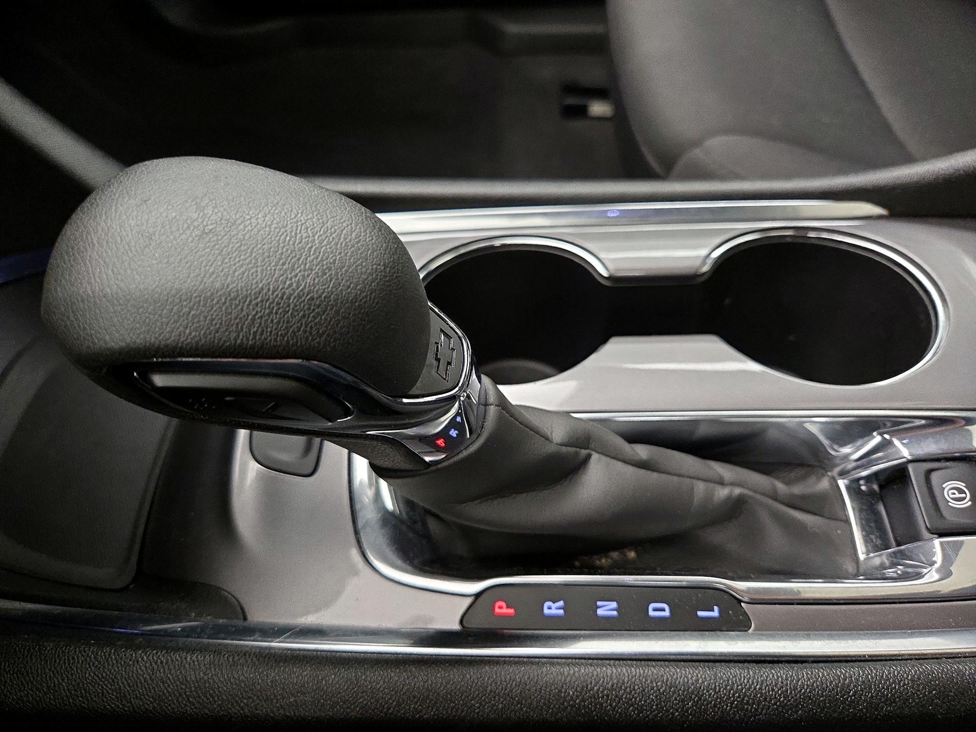 Thumbnail: 2023 Chevrolet Malibu - 17