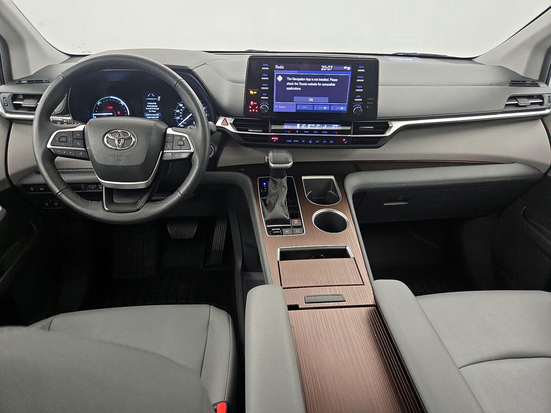 Thumbnail: 2023 Toyota Sienna - 9