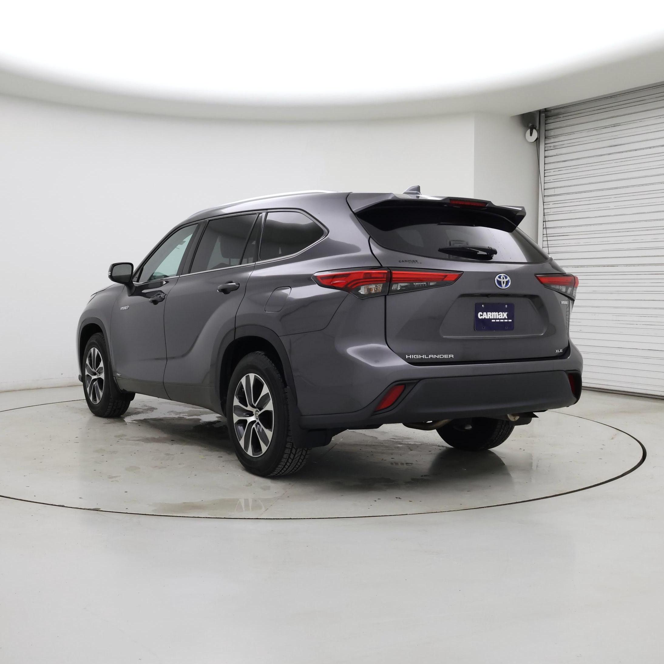 Thumbnail: 2021 Toyota Highlander - 2