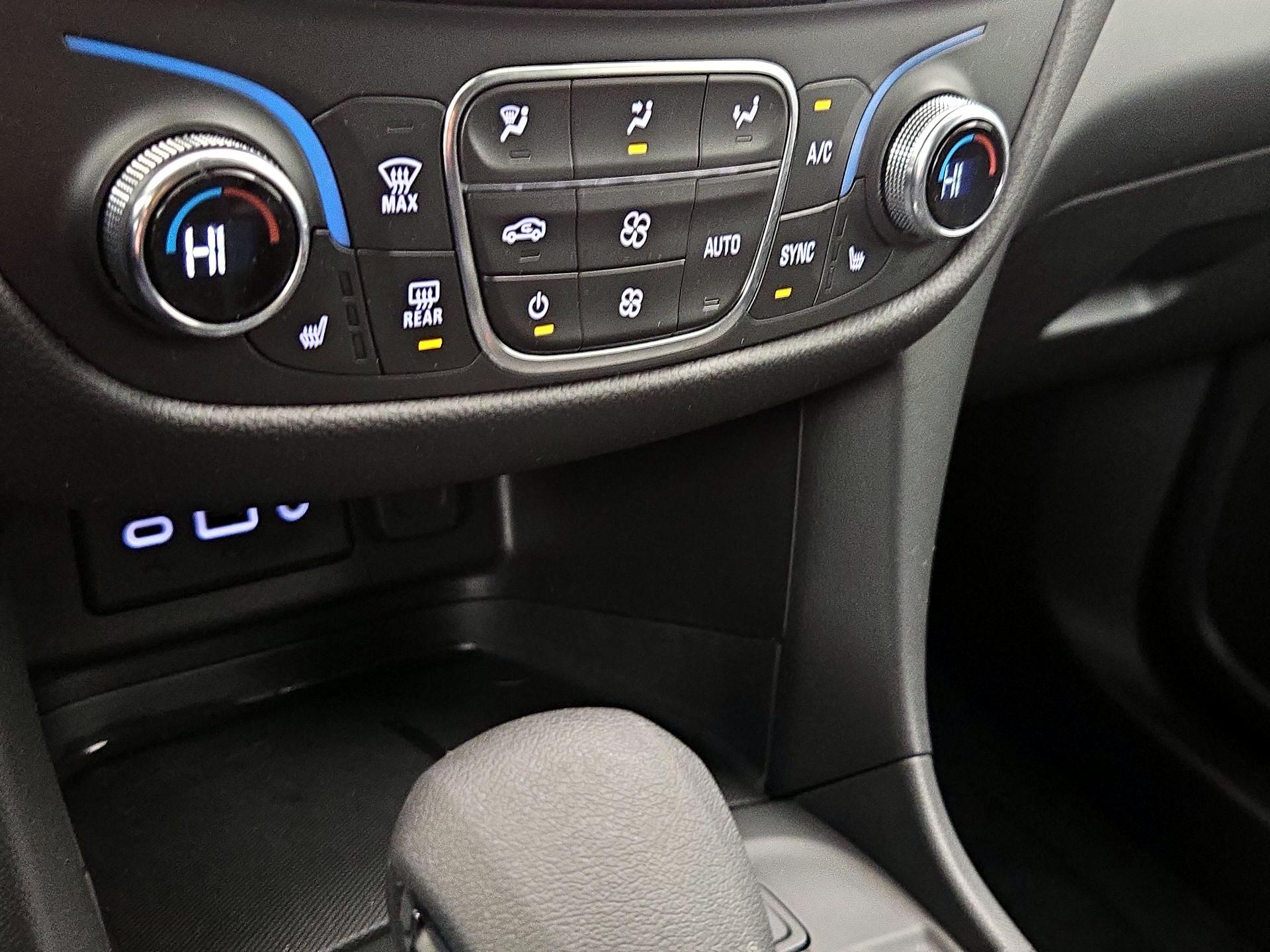 Thumbnail: 2023 Chevrolet Equinox - 16