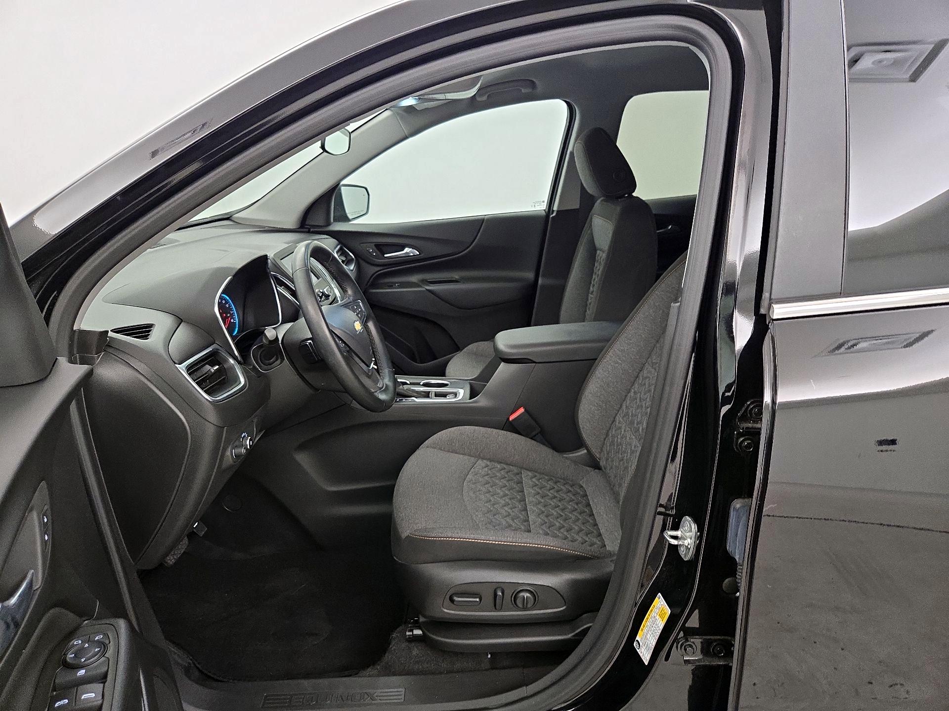 Thumbnail: 2023 Chevrolet Equinox - 19